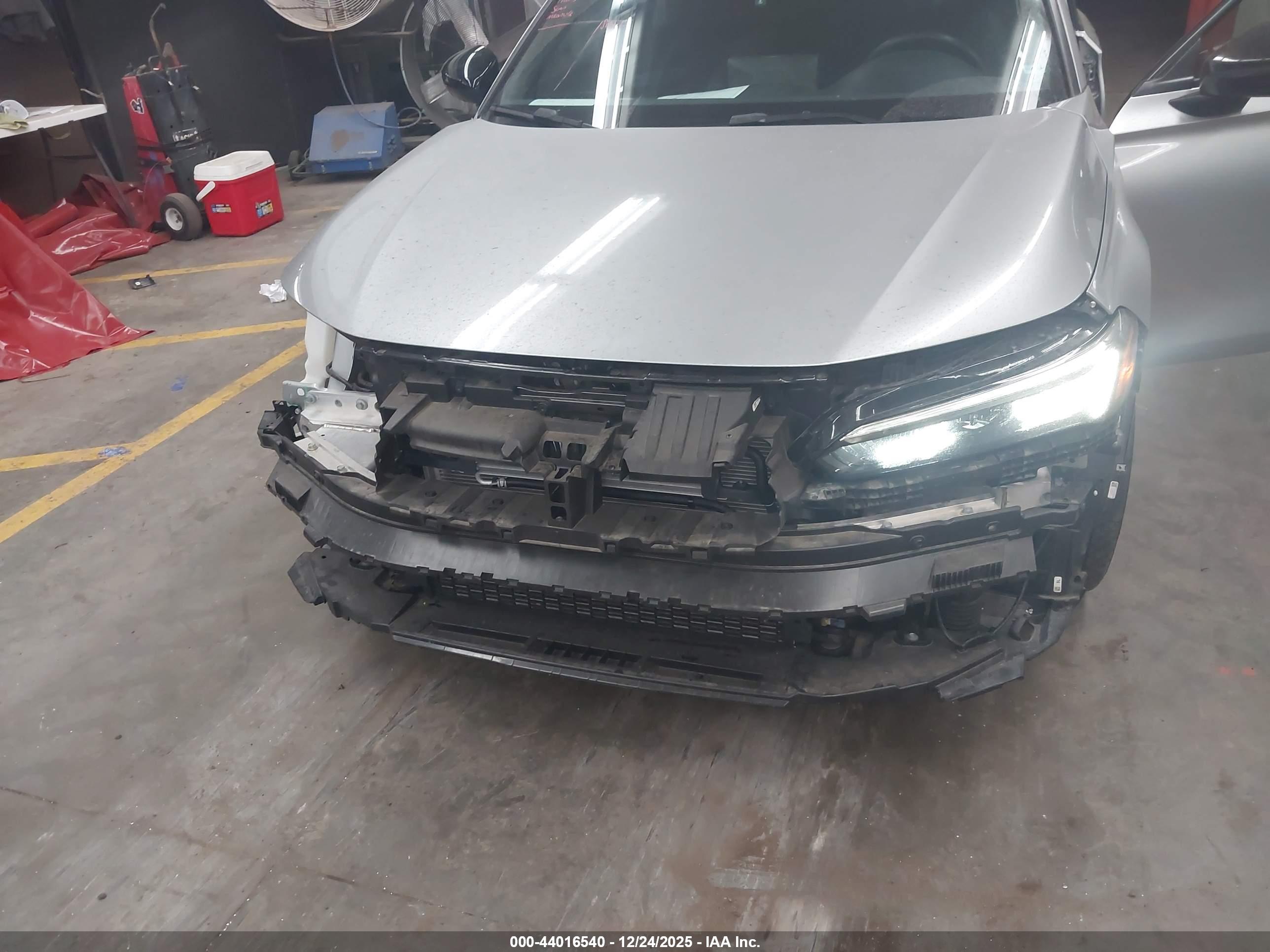 HONDA CIVIC image 6