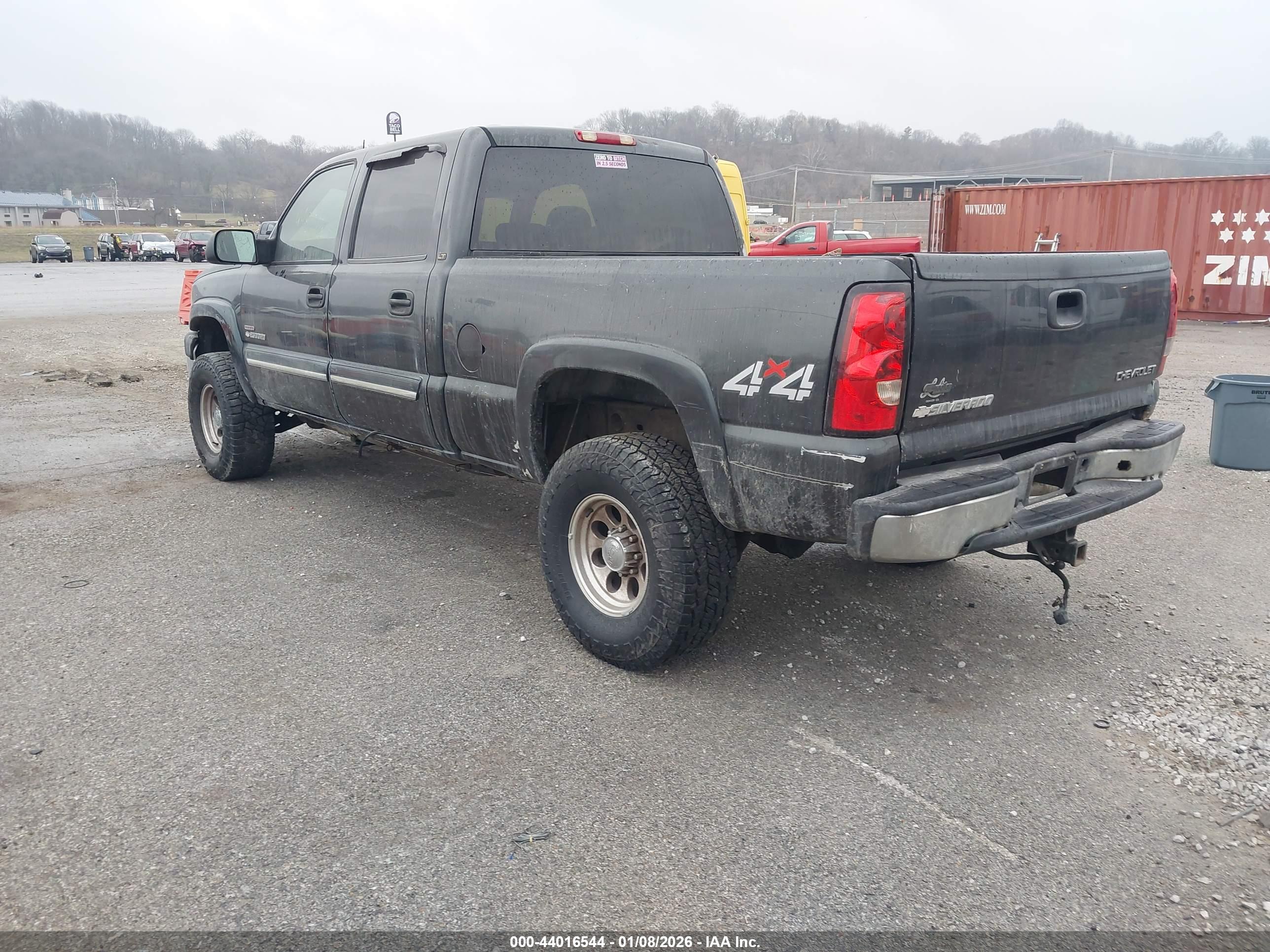 CHEVROLET SILVERADO image 3