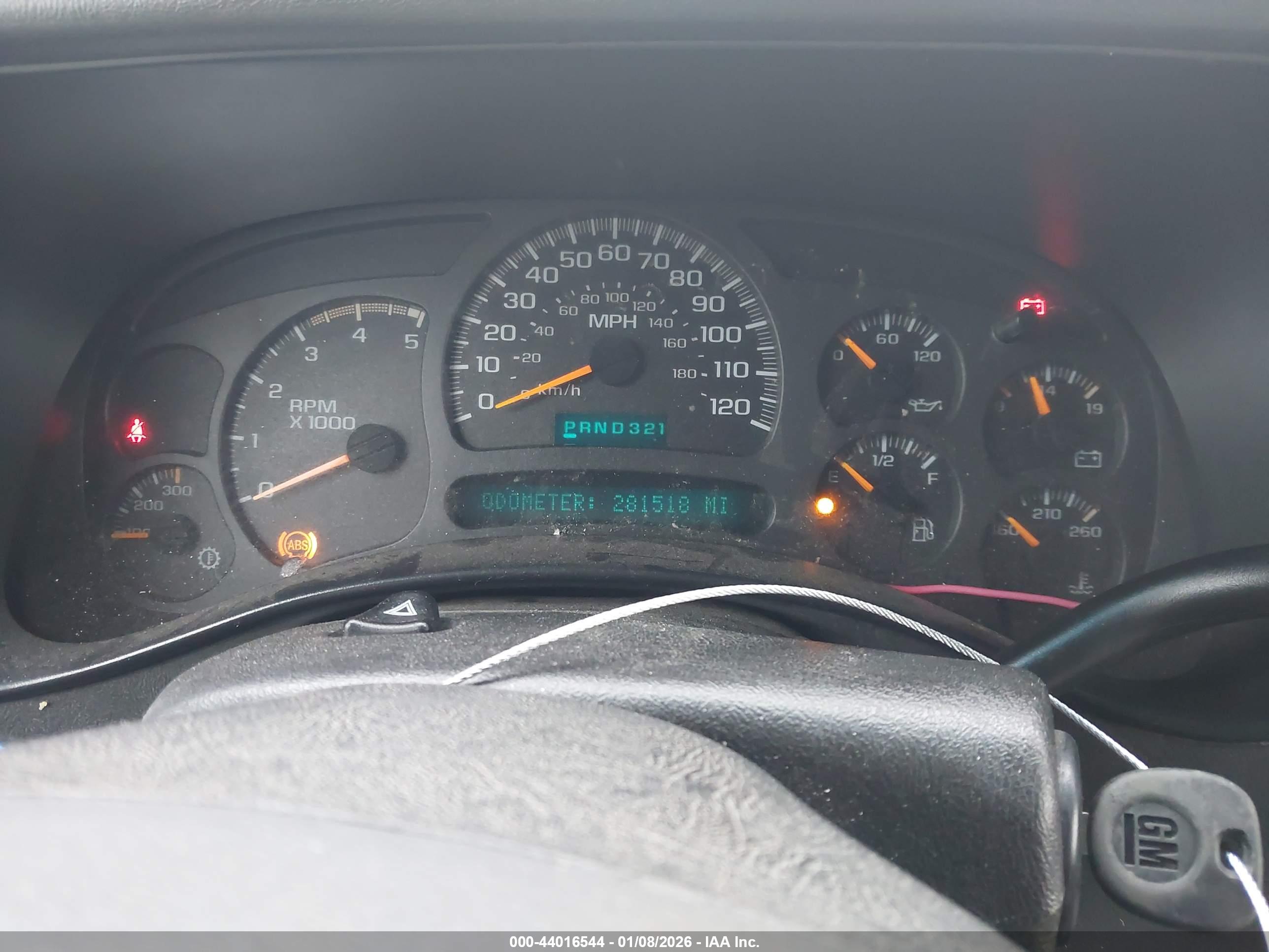 CHEVROLET SILVERADO image 7