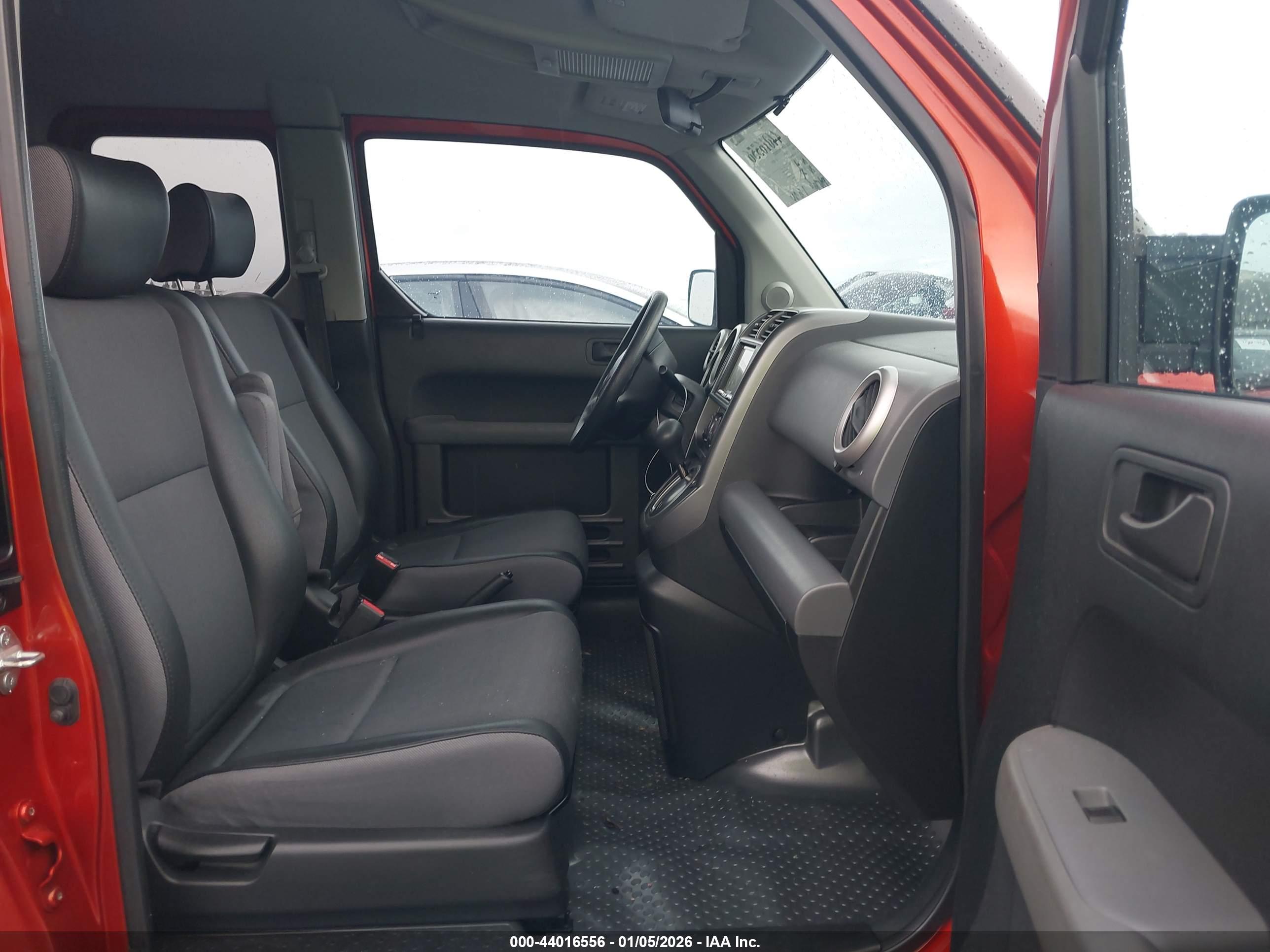 HONDA ELEMENT image 5