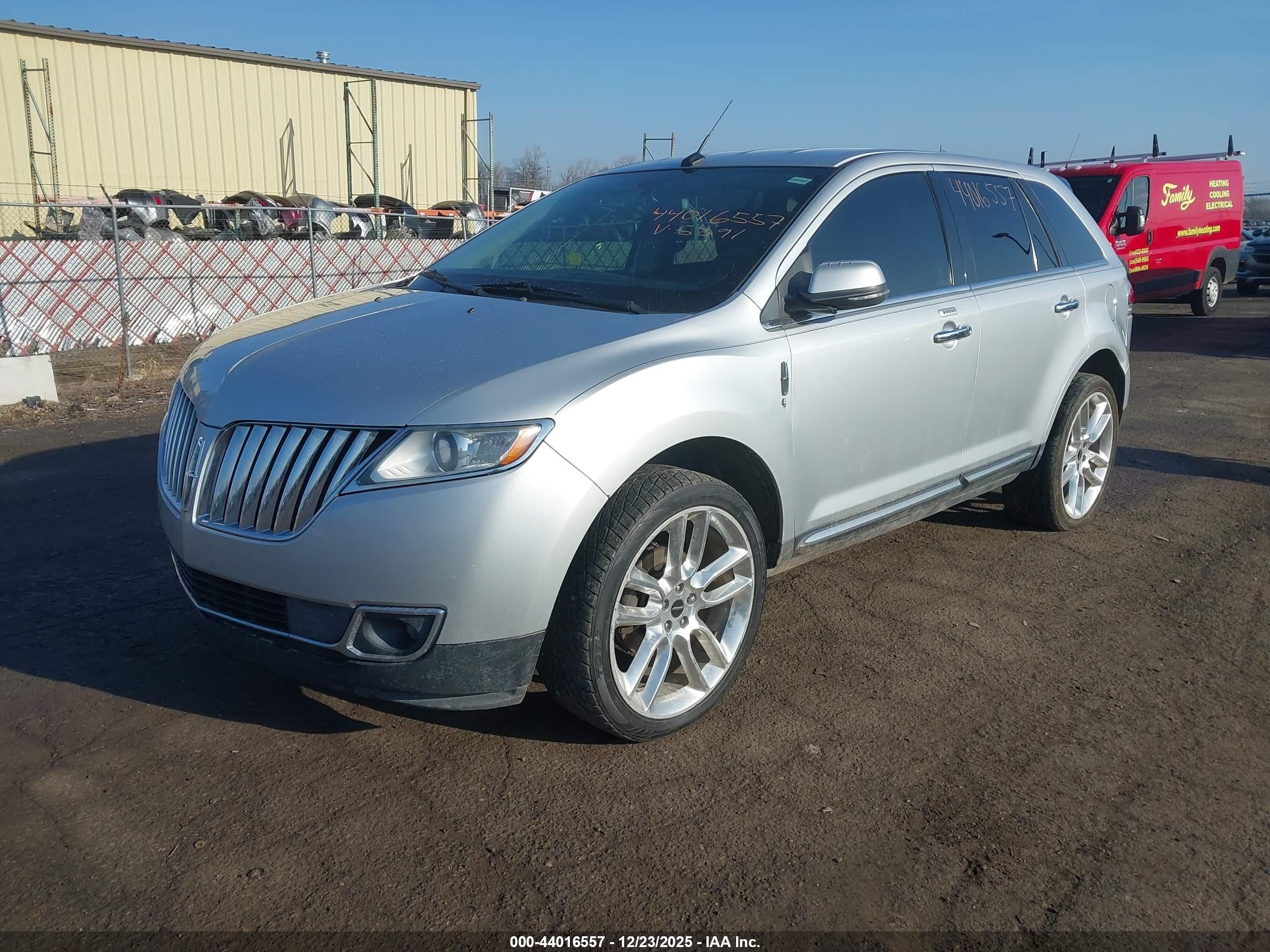 LINCOLN MKX image 2