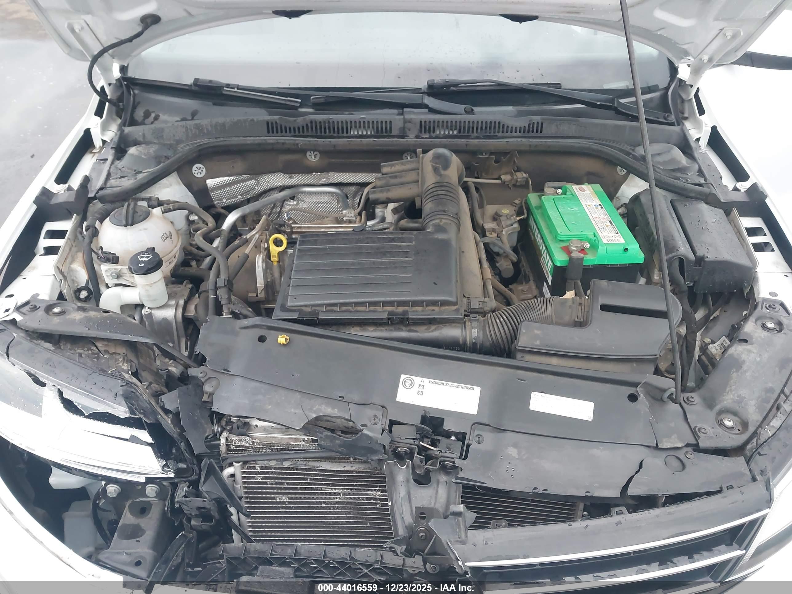 VOLKSWAGEN JETTA image 10
