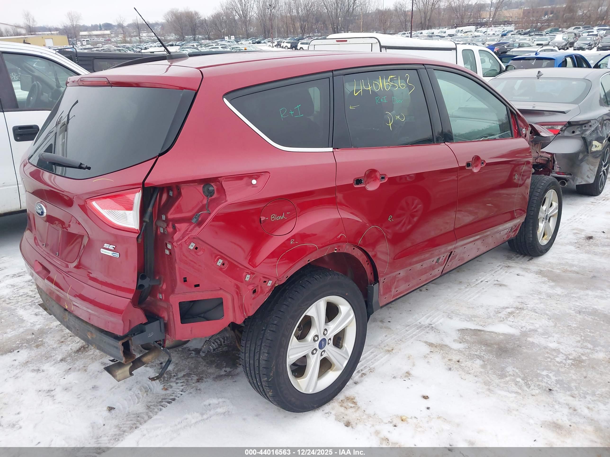 FORD ESCAPE image 4