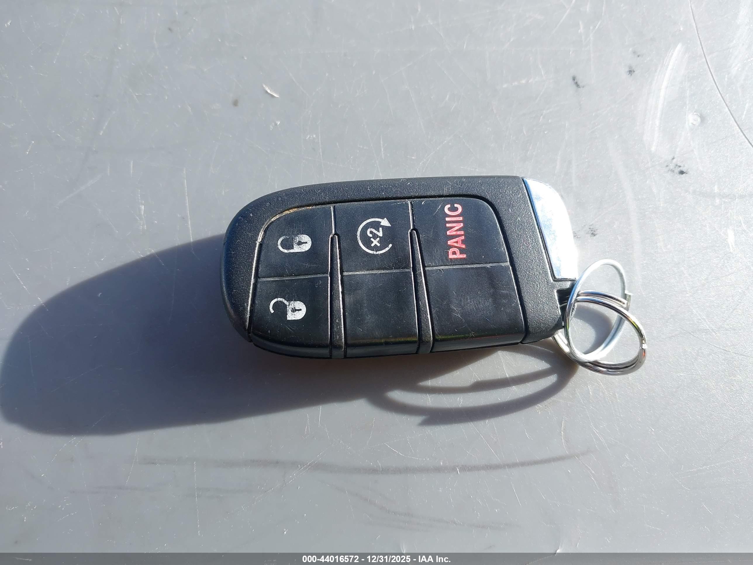 JEEP RENEGADE image 11