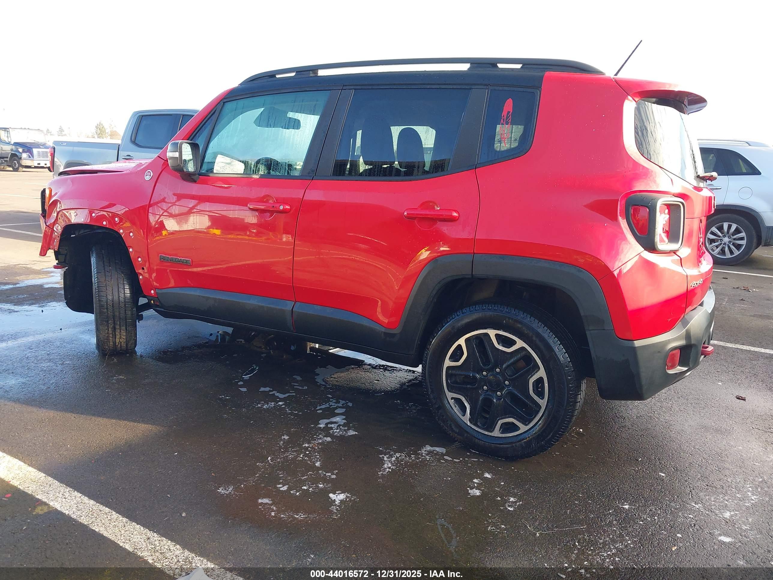 JEEP RENEGADE image 3