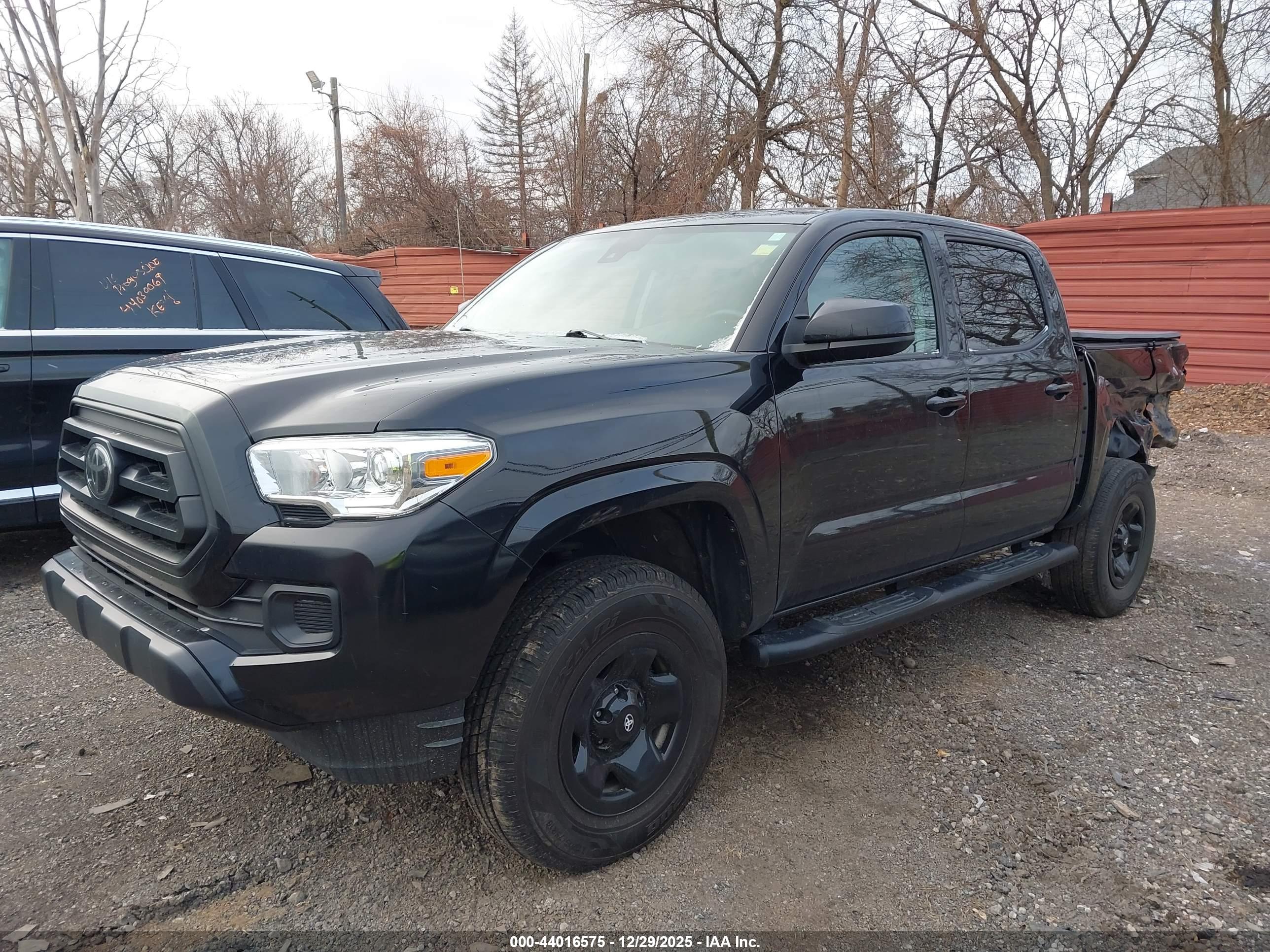 TOYOTA TACOMA image 2