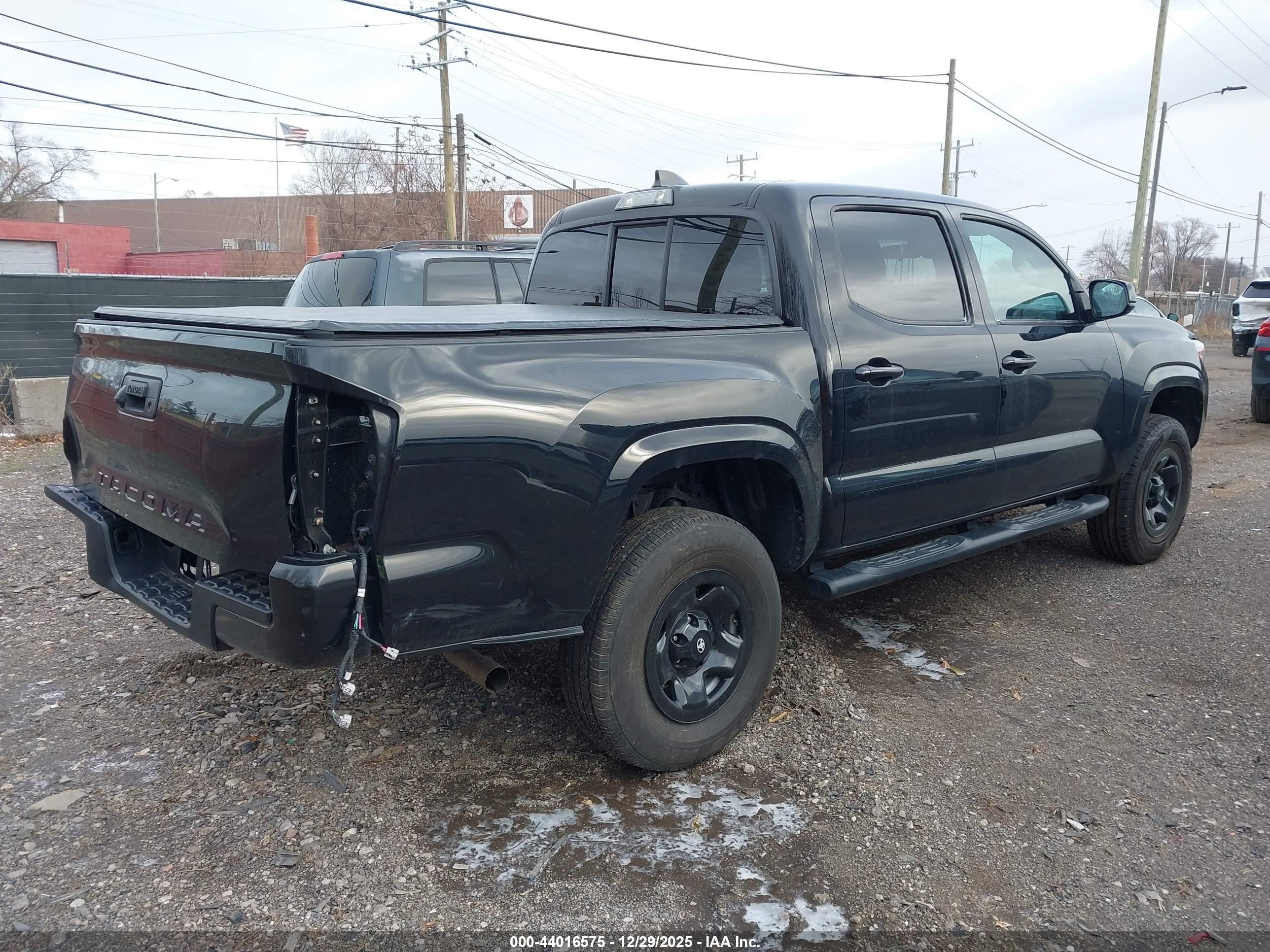 TOYOTA TACOMA image 4