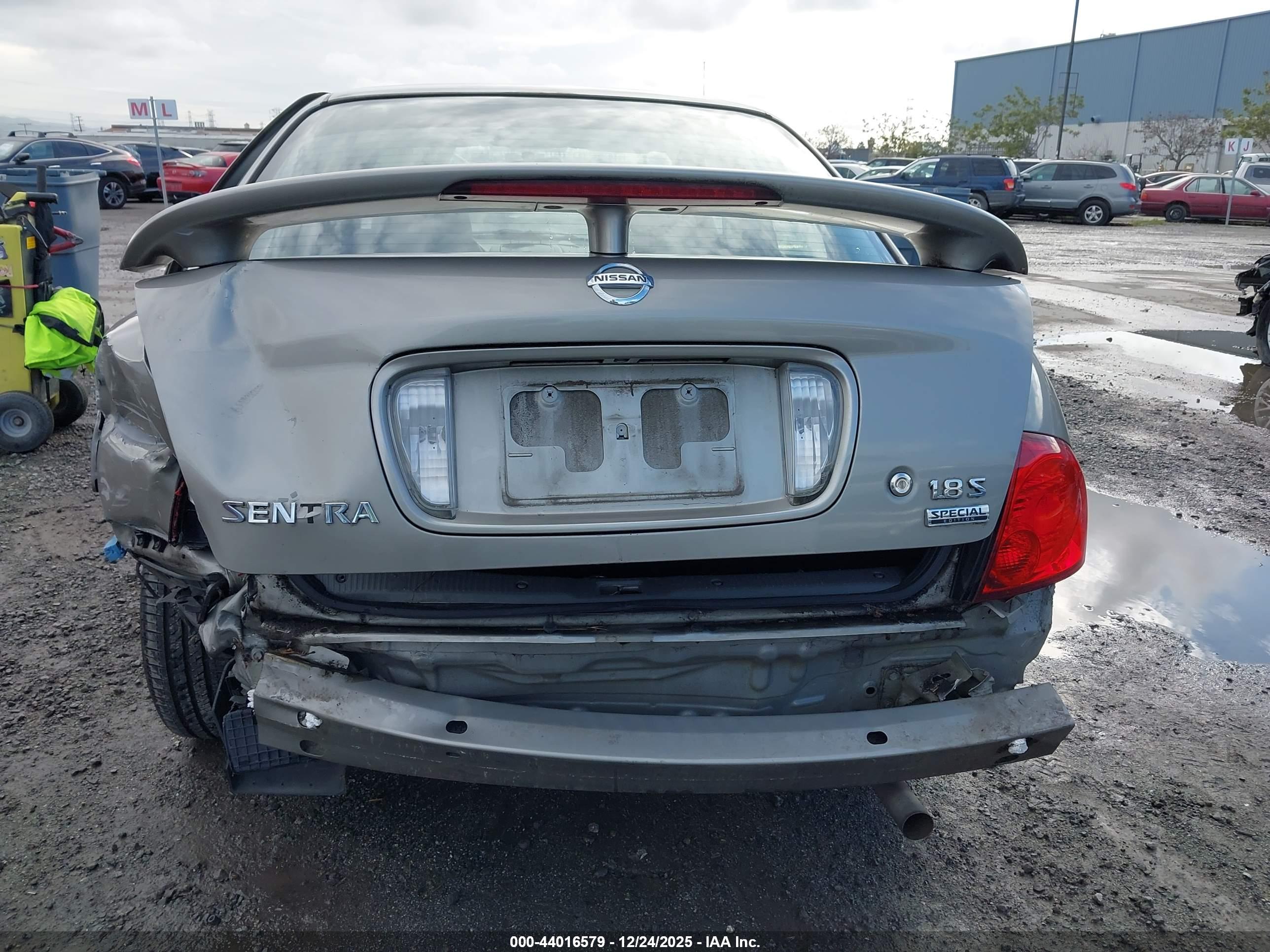 NISSAN SENTRA image 6