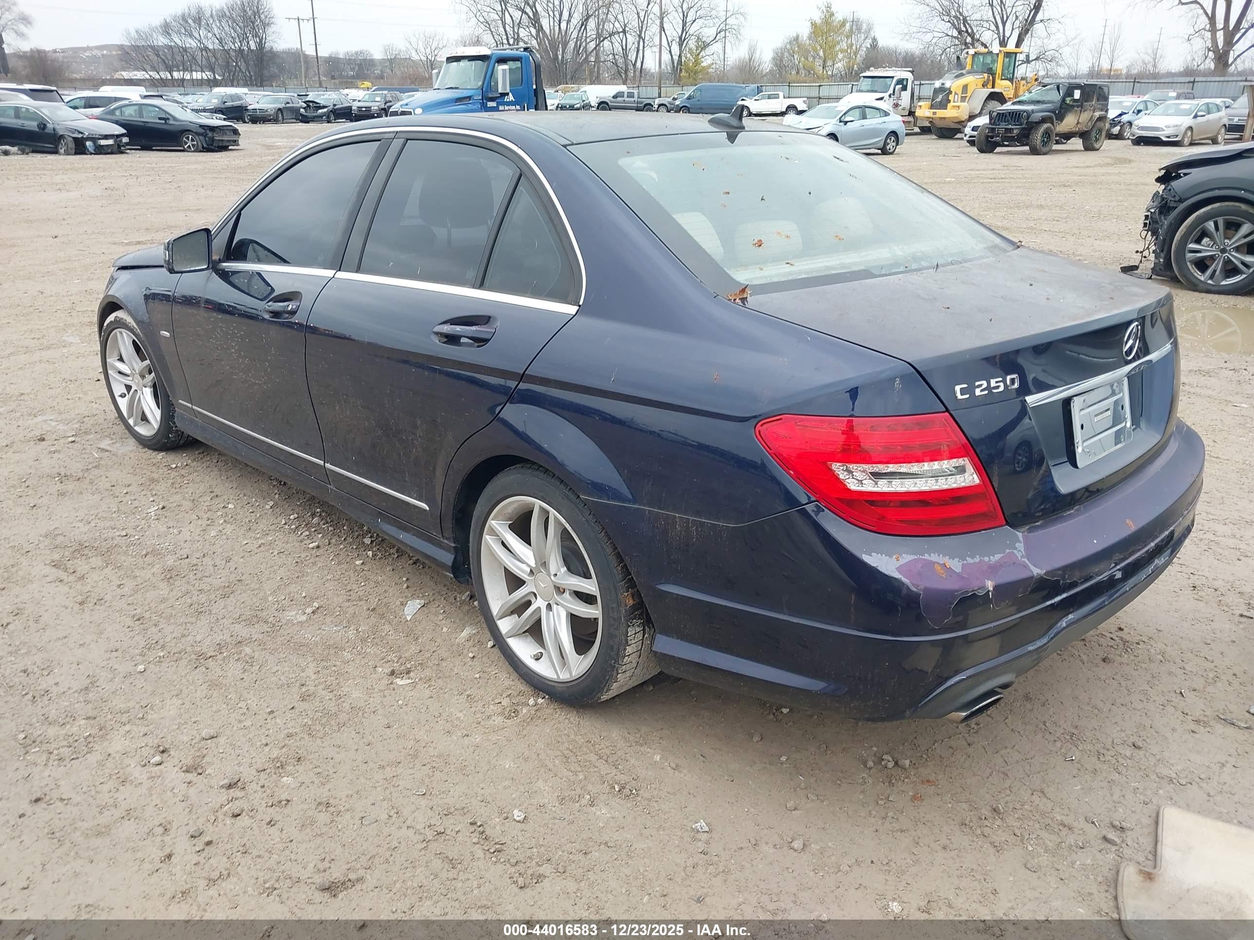 MERCEDES-BENZ C image 3