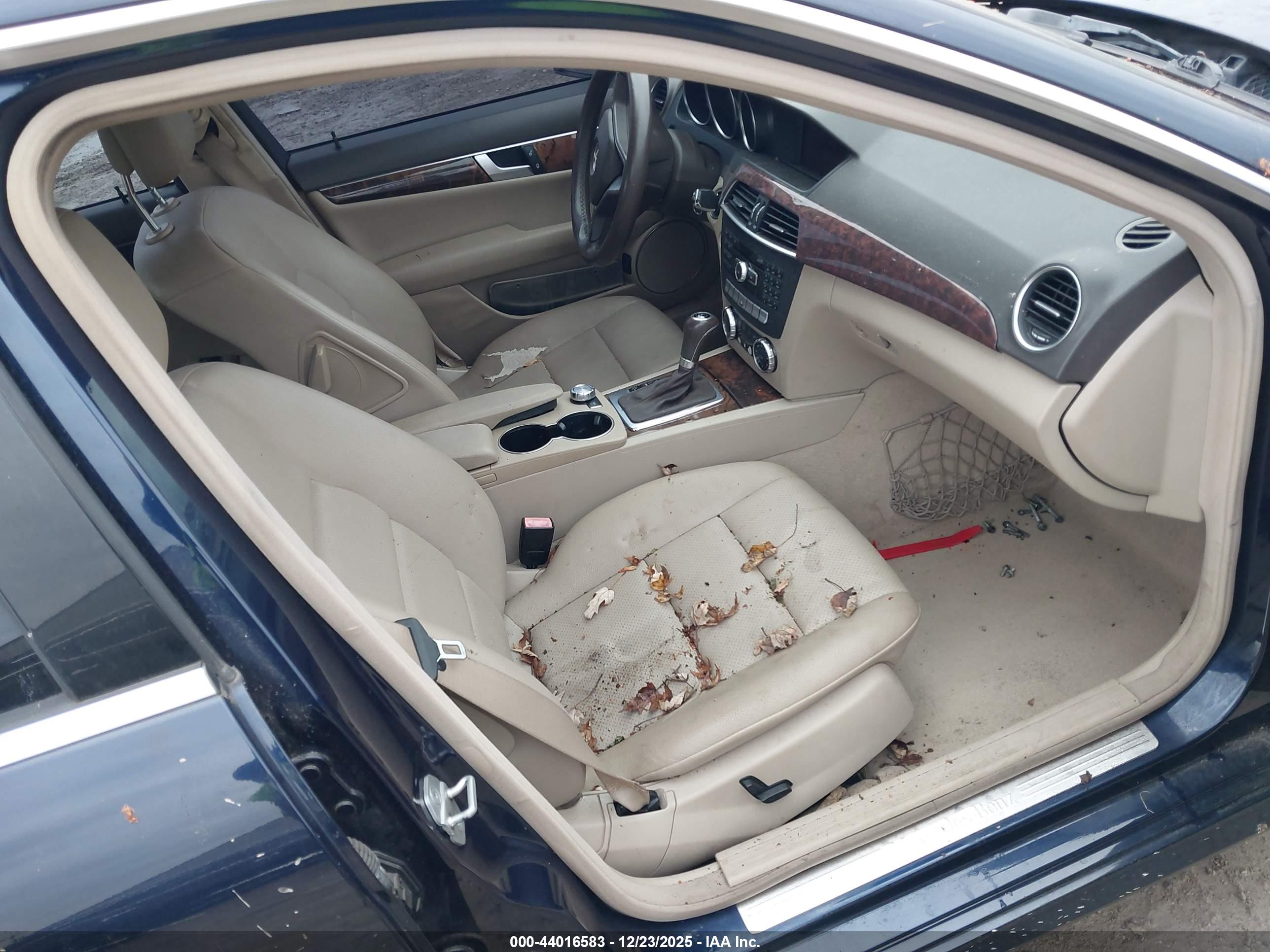 MERCEDES-BENZ C image 5