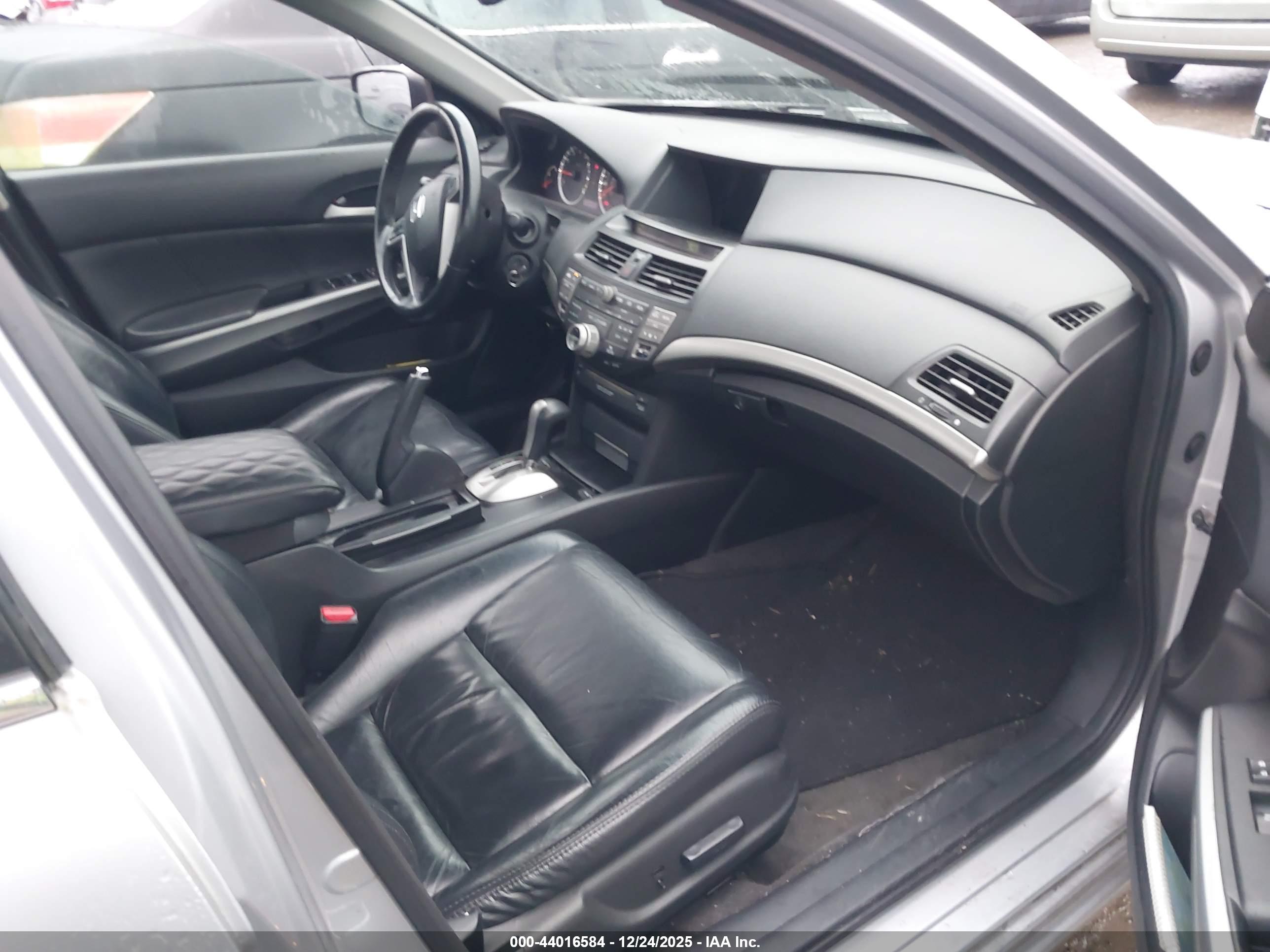 HONDA ACCORD image 5