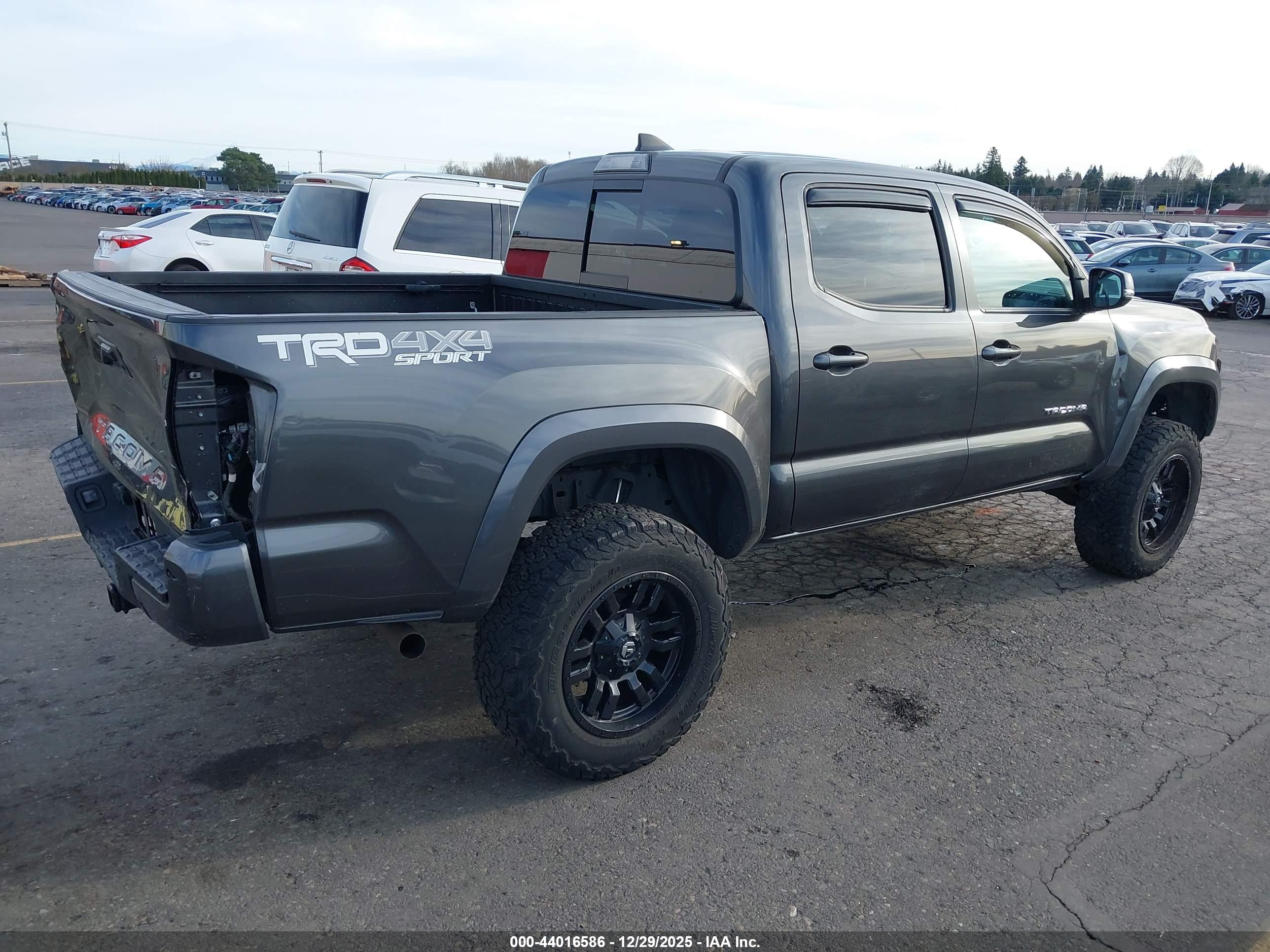 TOYOTA TACOMA image 4