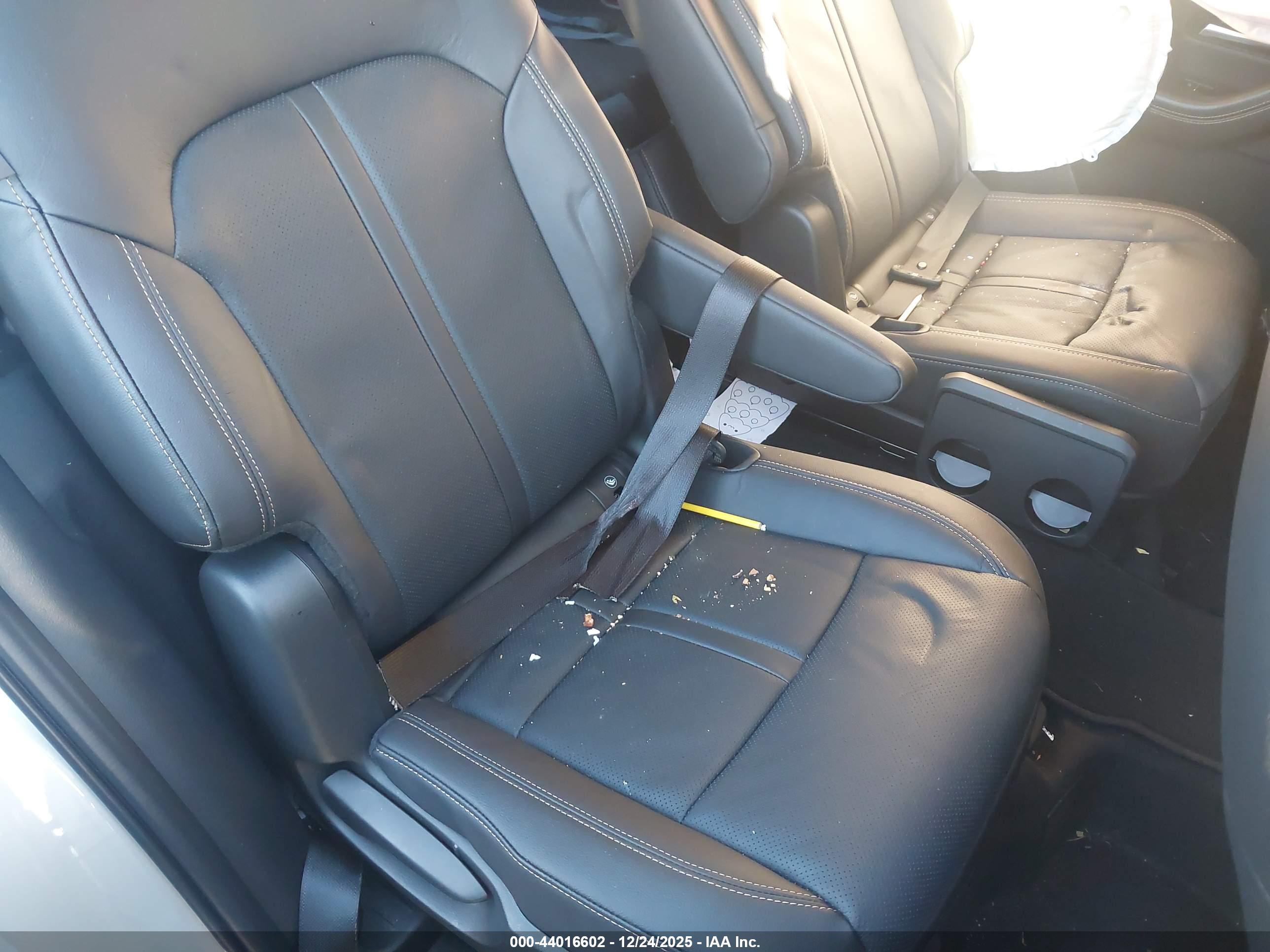 MAZDA CX-90 image 8