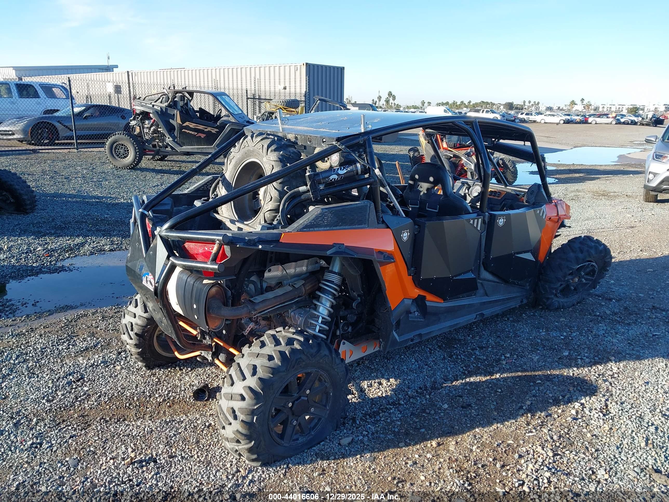 POLARIS RZR image 4