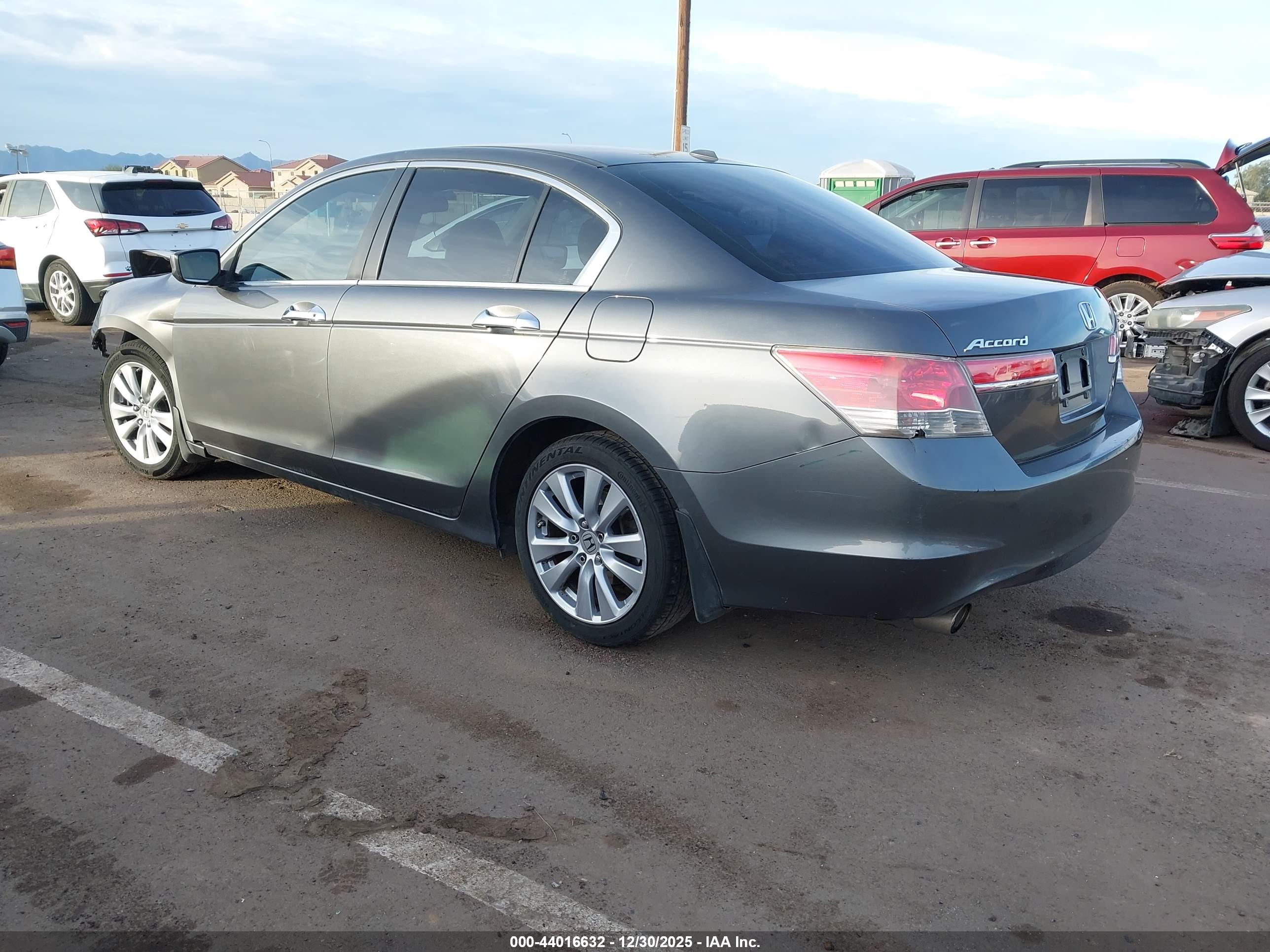HONDA ACCORD image 3