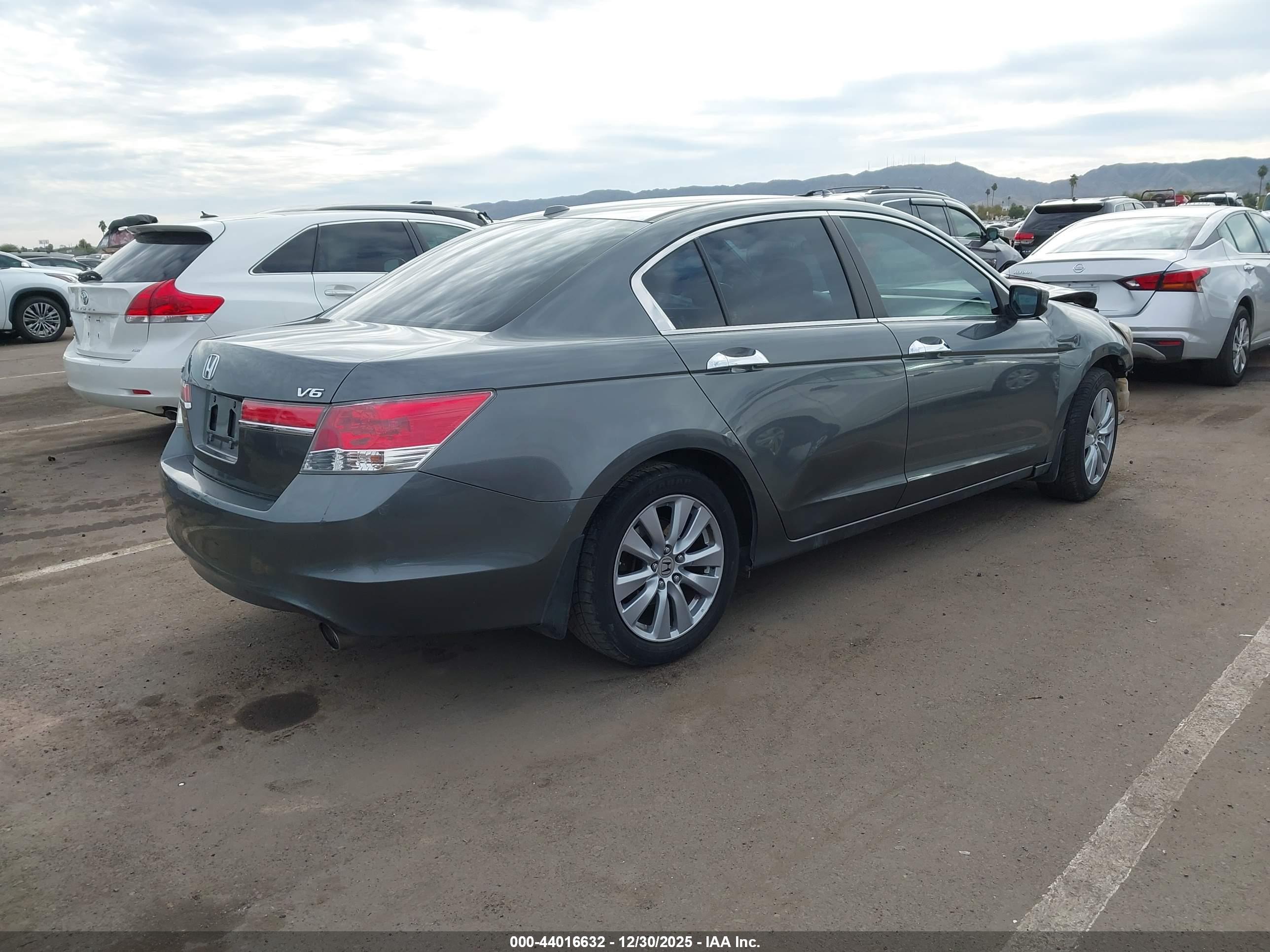 HONDA ACCORD image 4