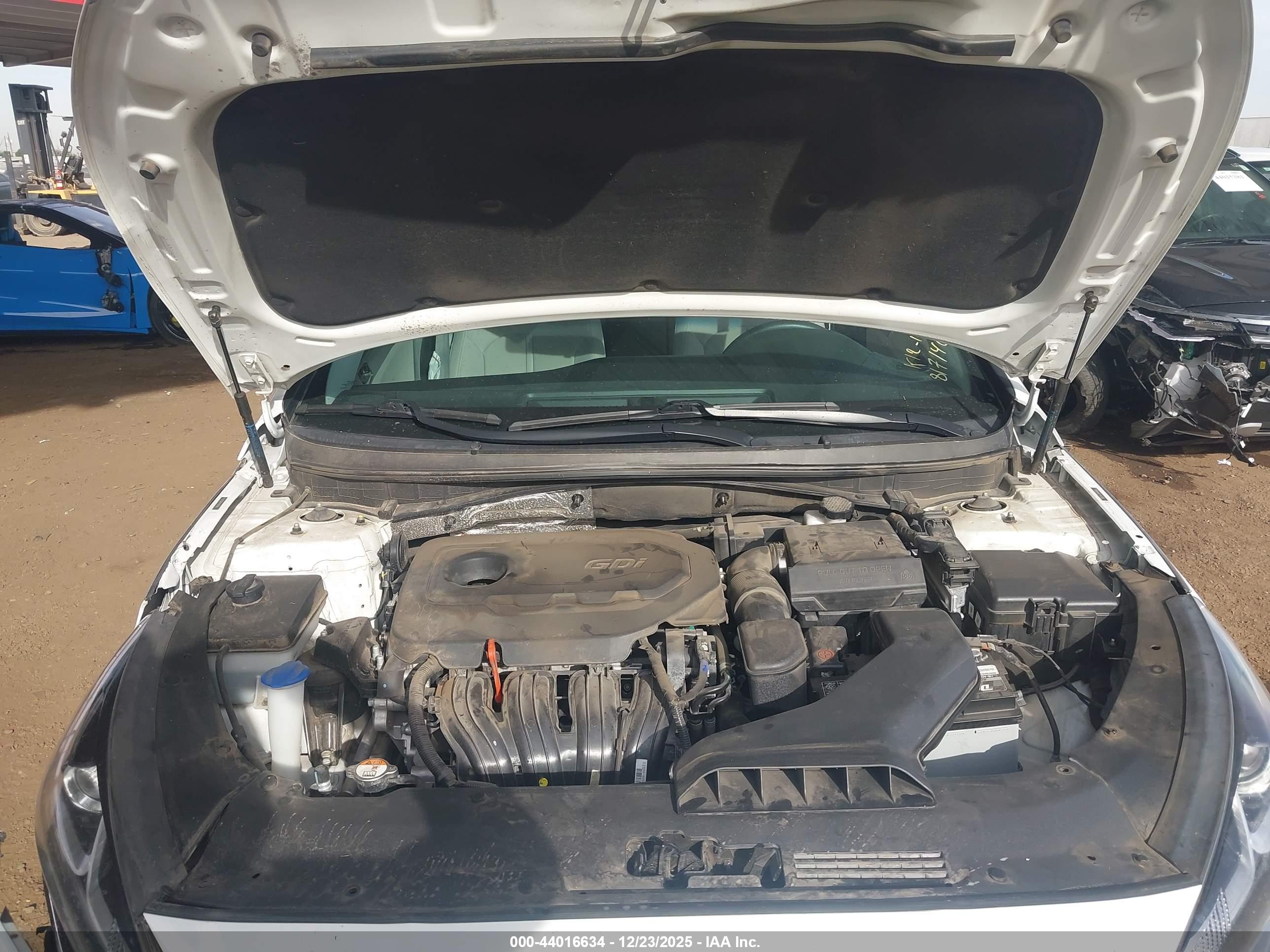 HYUNDAI SONATA image 10