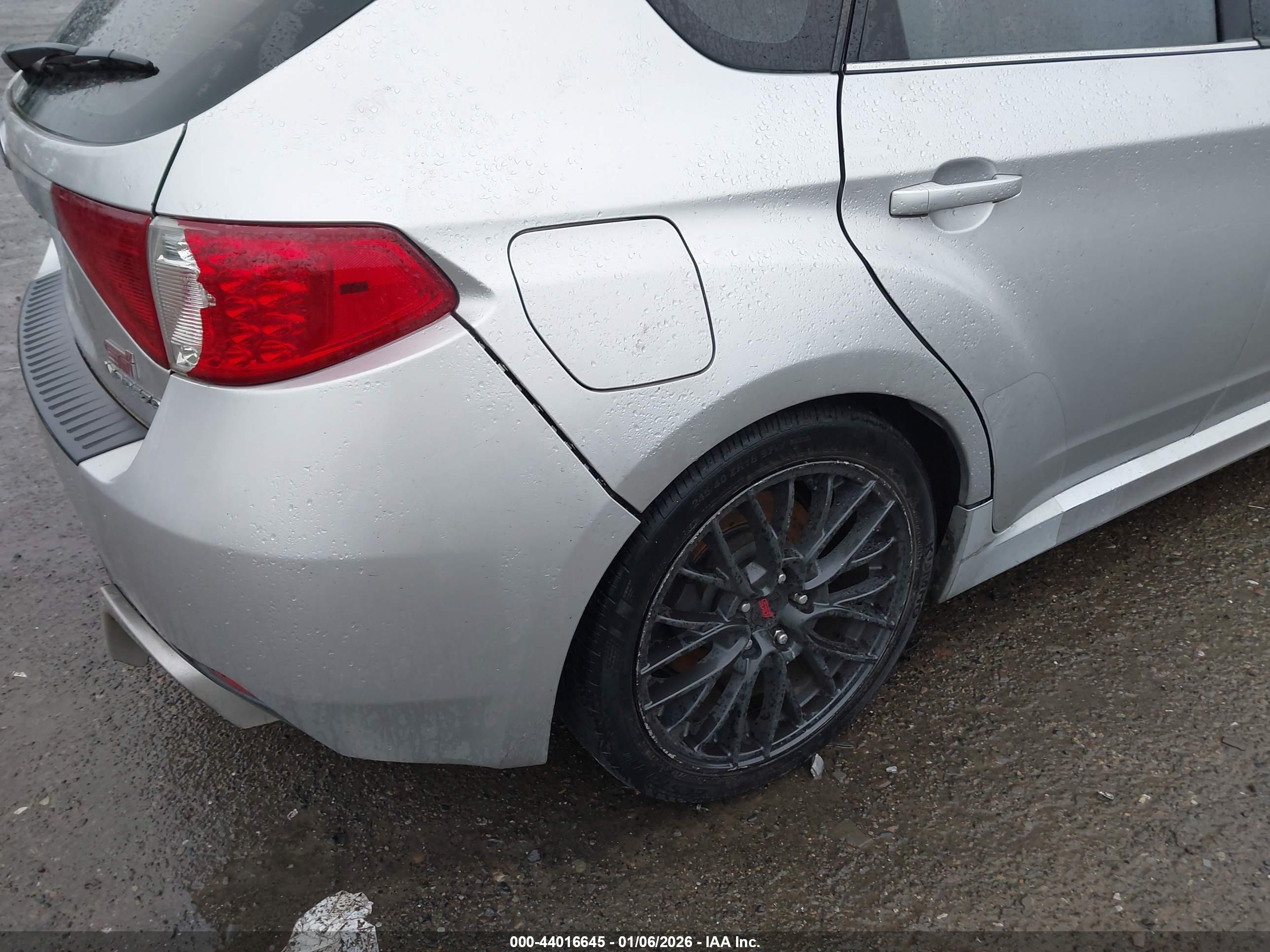 SUBARU IMPREZA image 6