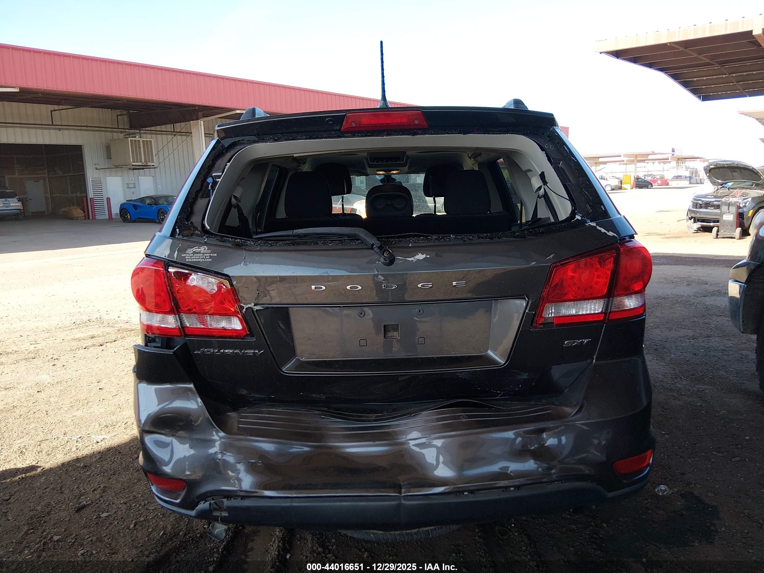 DODGE JOURNEY image 6