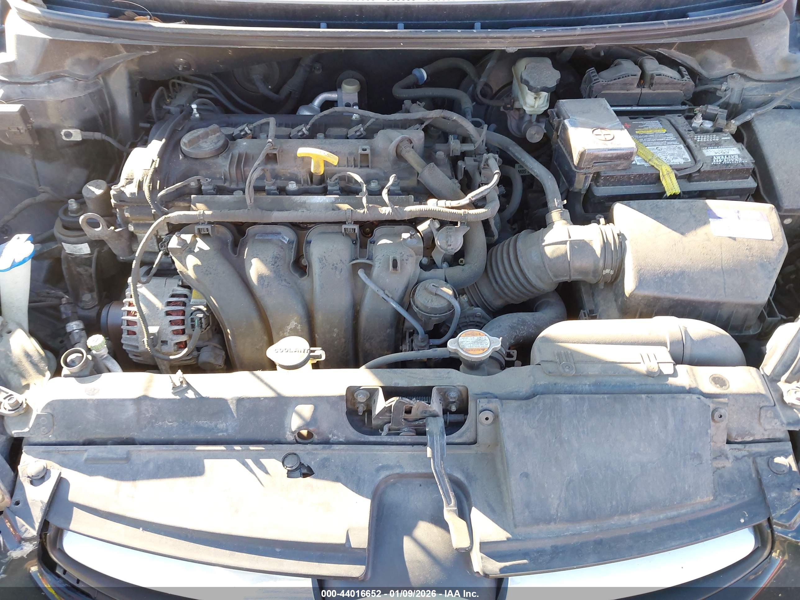 HYUNDAI ELANTRA image 10