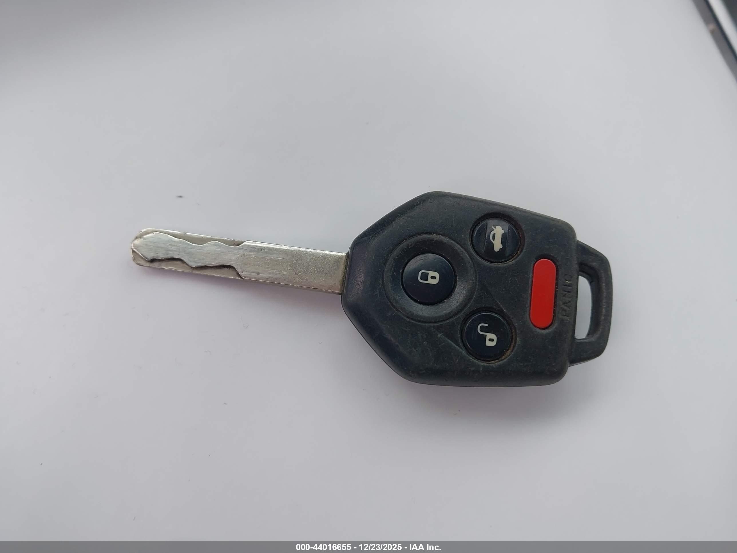 SUBARU OUTBACK image 11