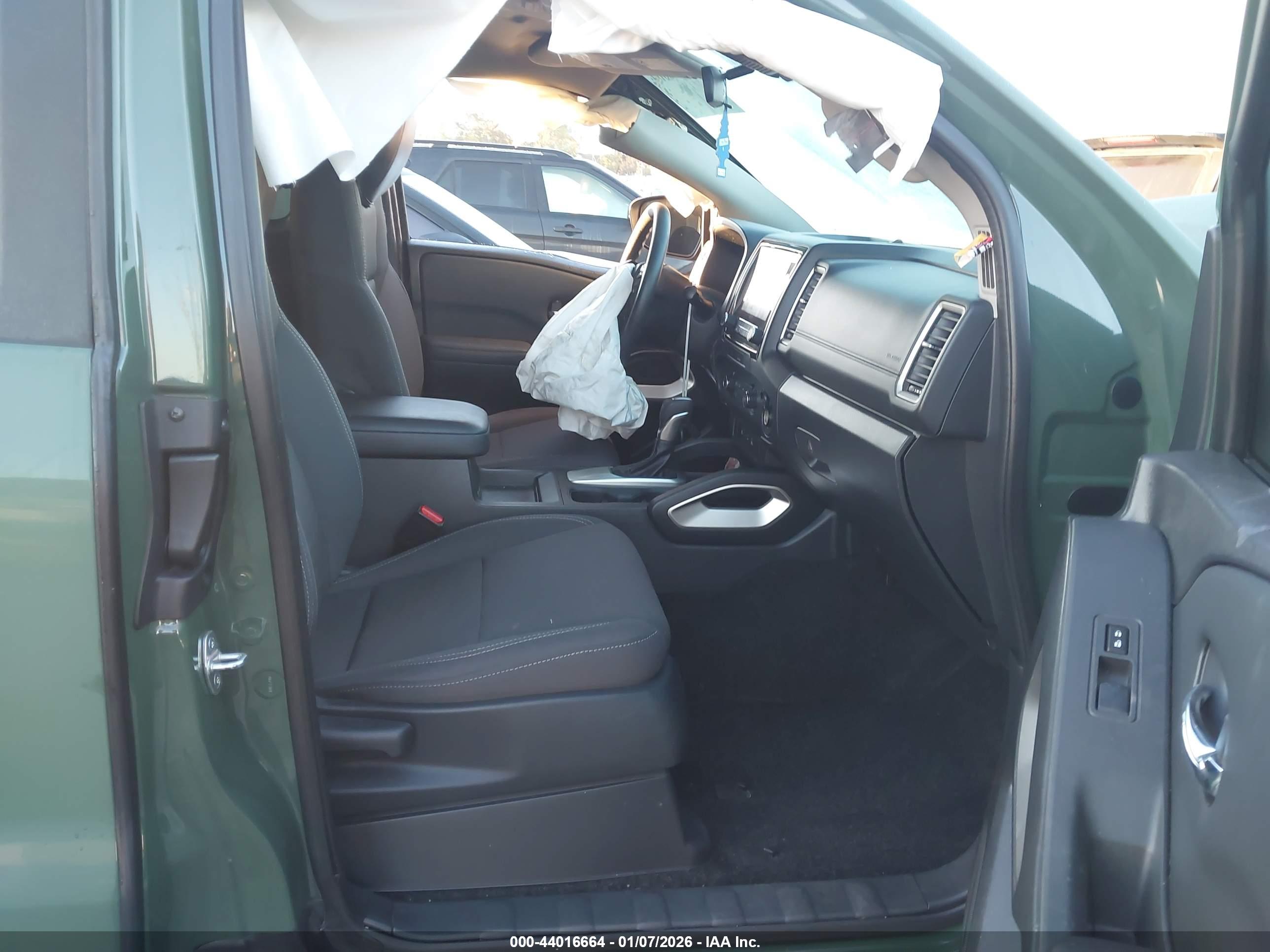 NISSAN FRONTIER image 5