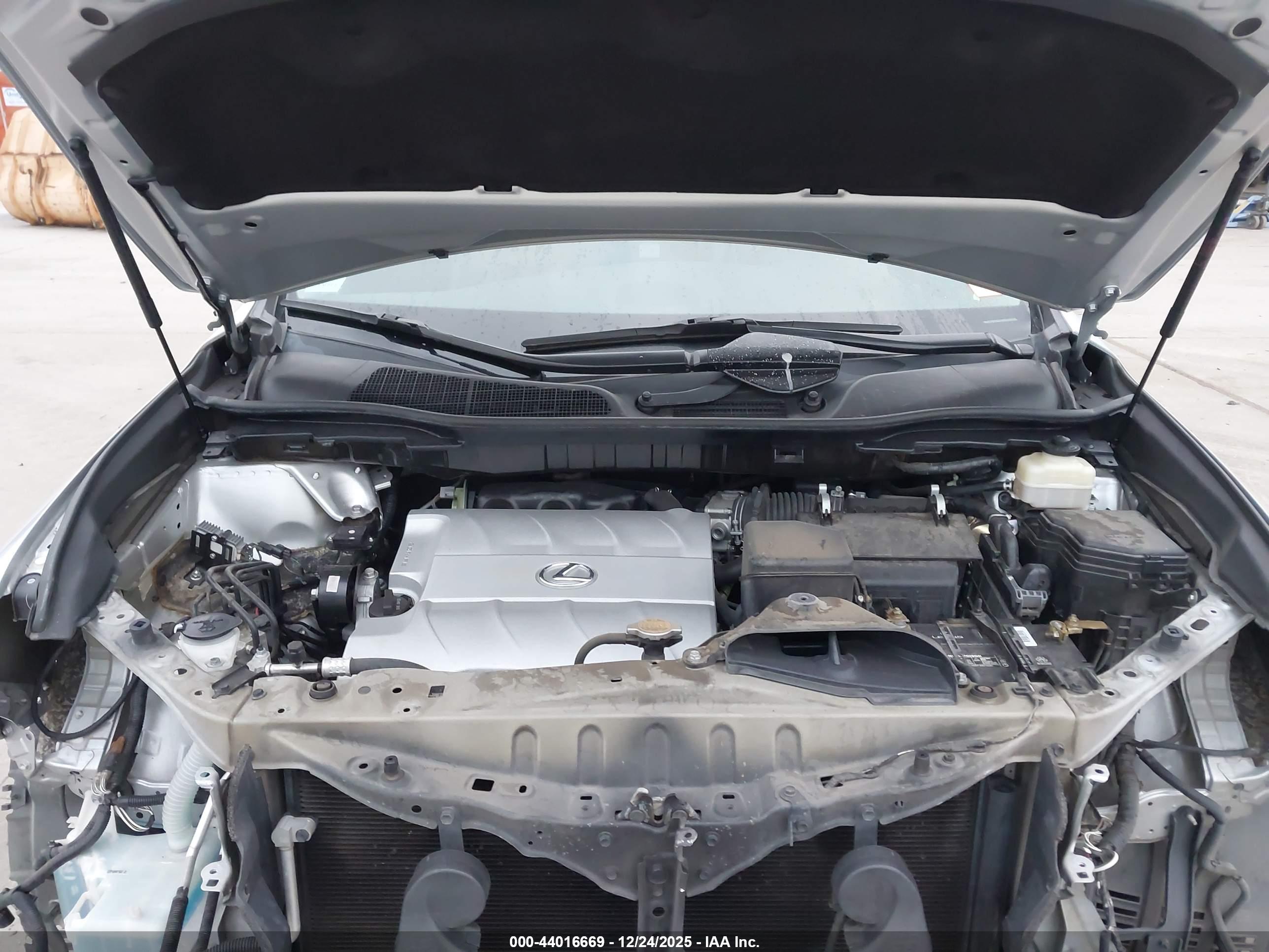 LEXUS RX image 10