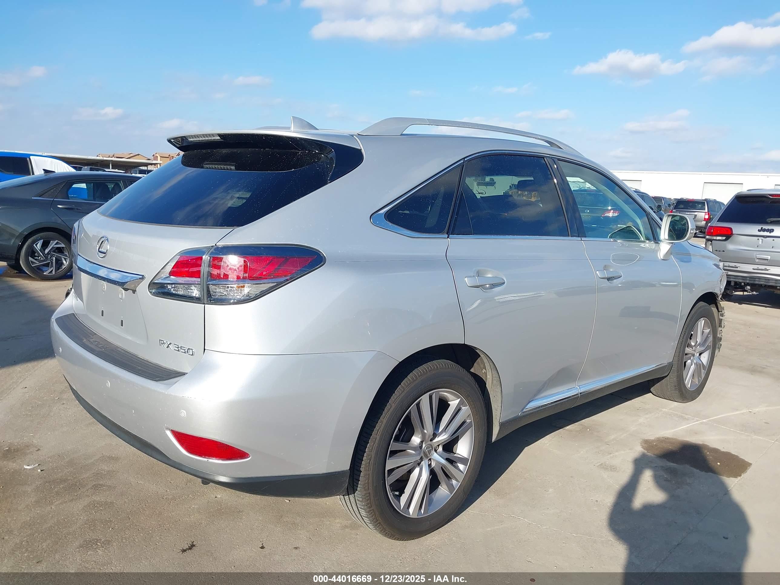 LEXUS RX image 4