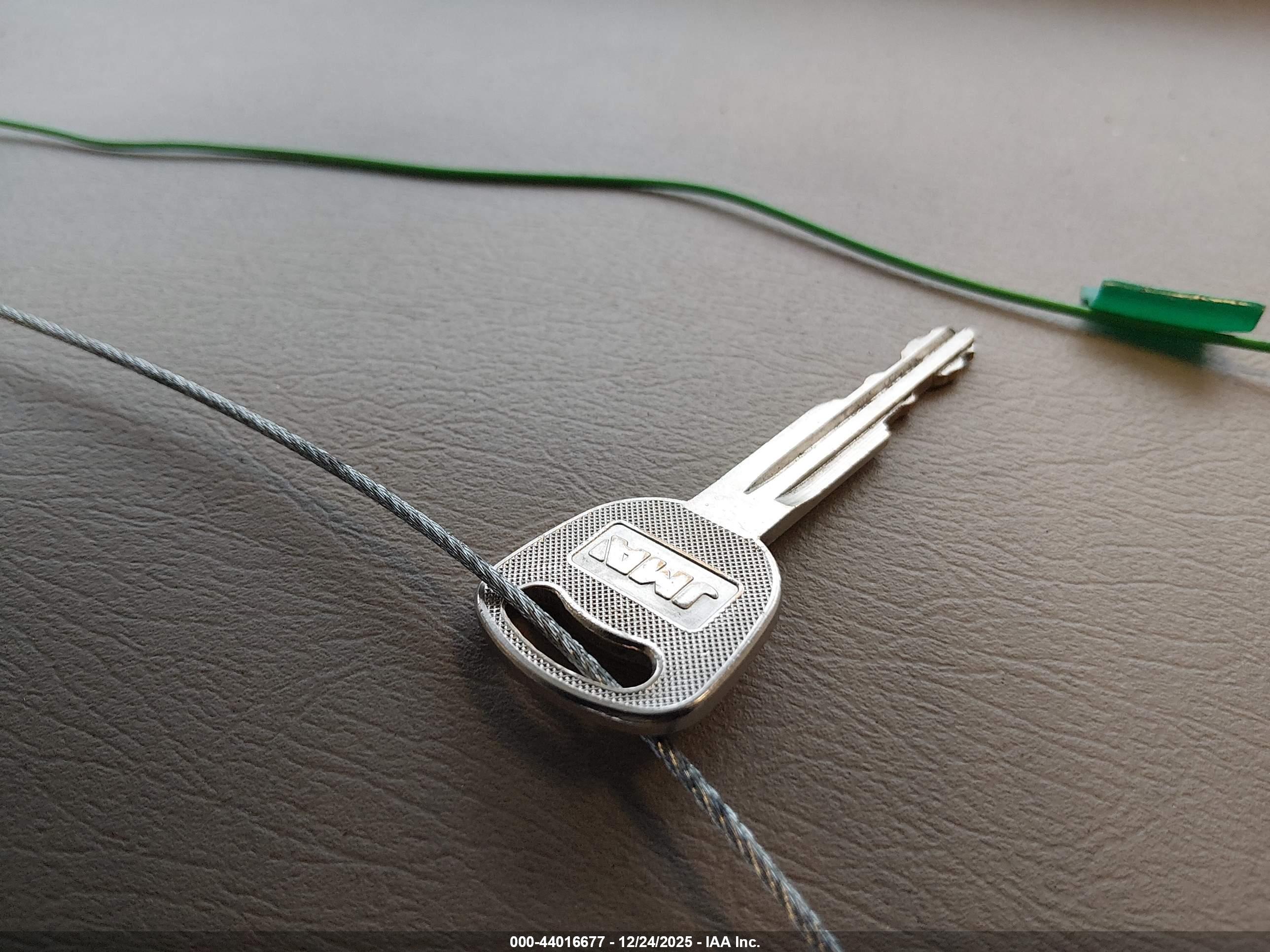 KIA SEPHIA image 11