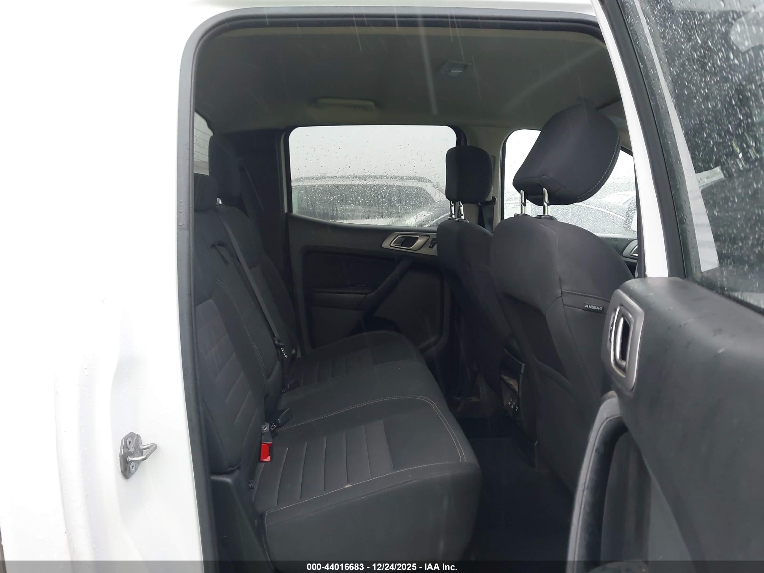FORD RANGER image 8