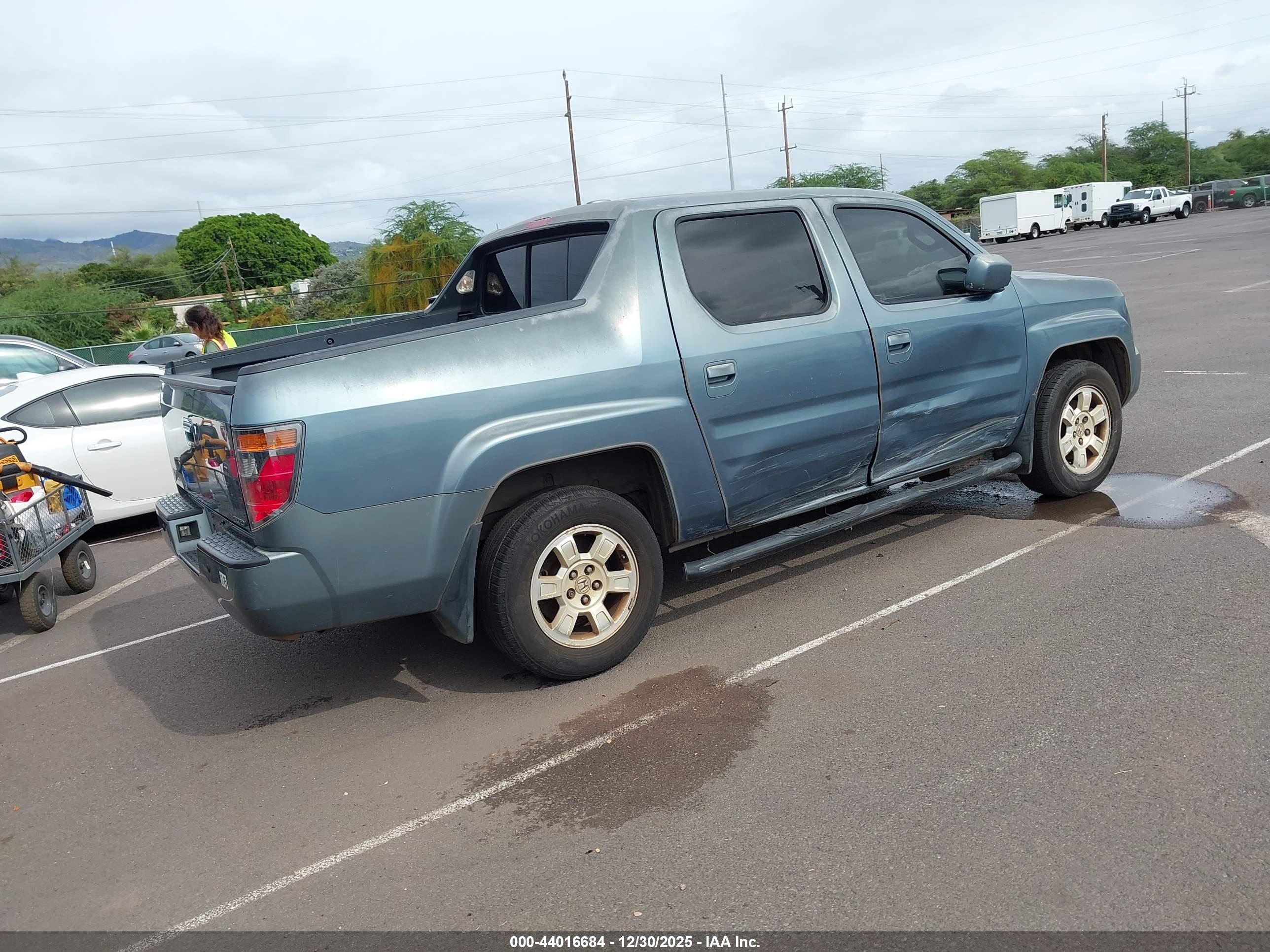 HONDA RIDGELINE image 4