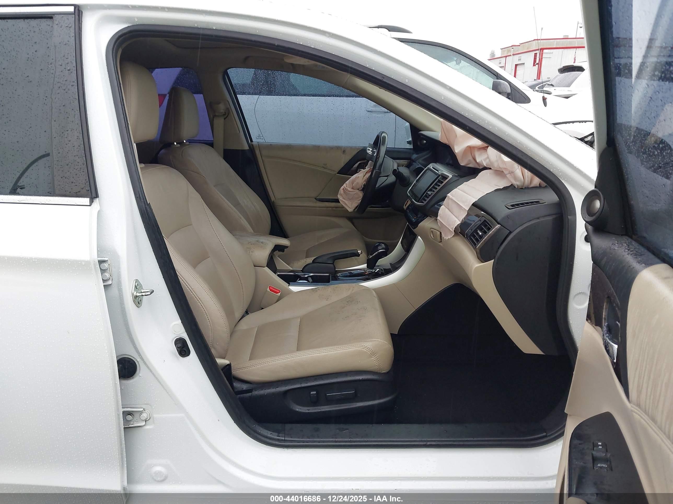 HONDA ACCORD image 5