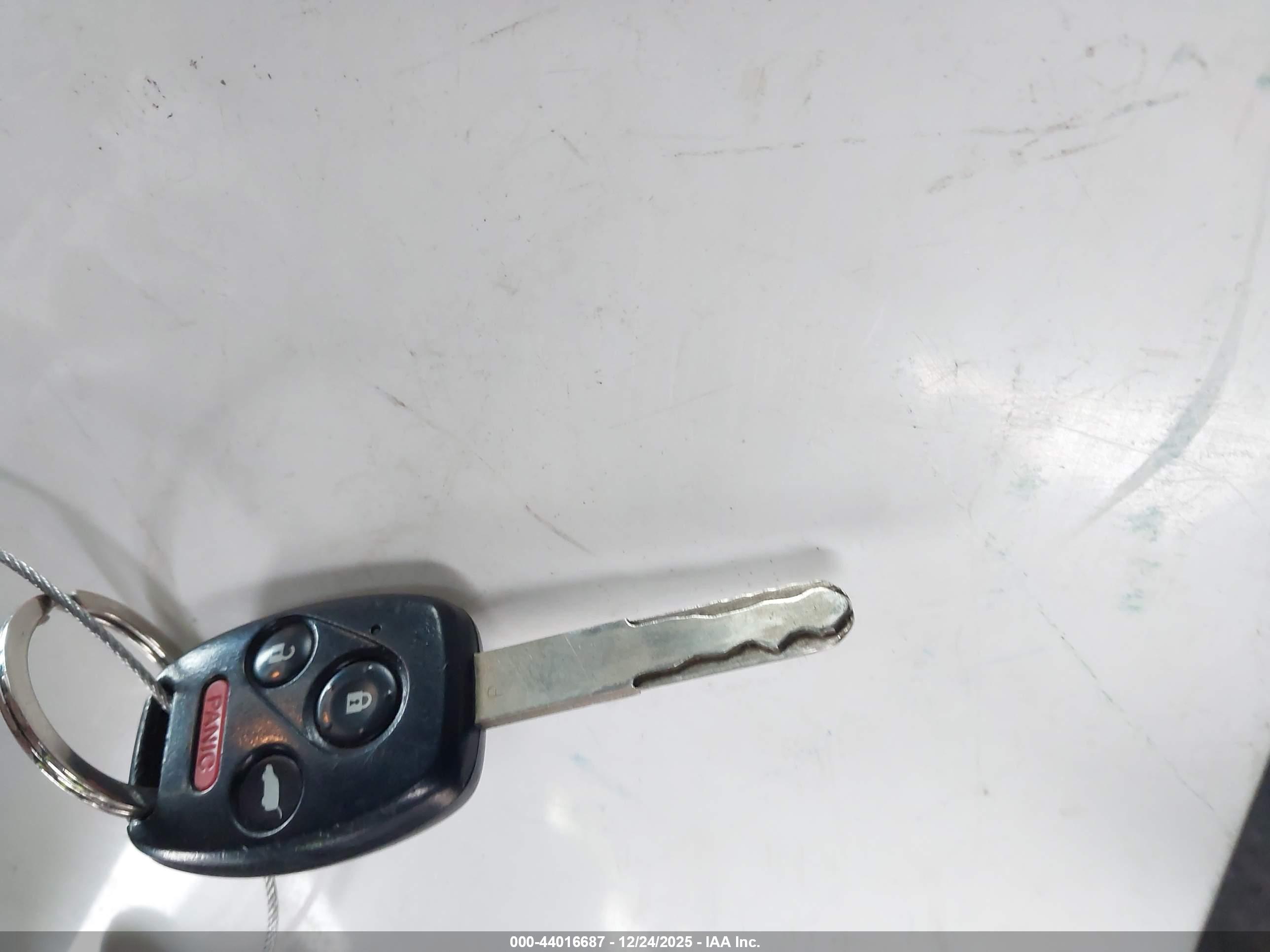 HONDA PILOT image 11
