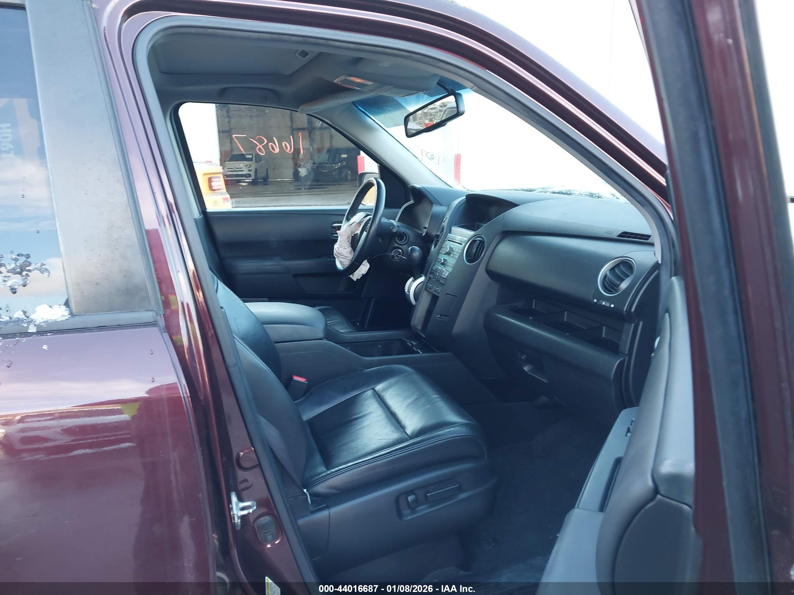HONDA PILOT image 5