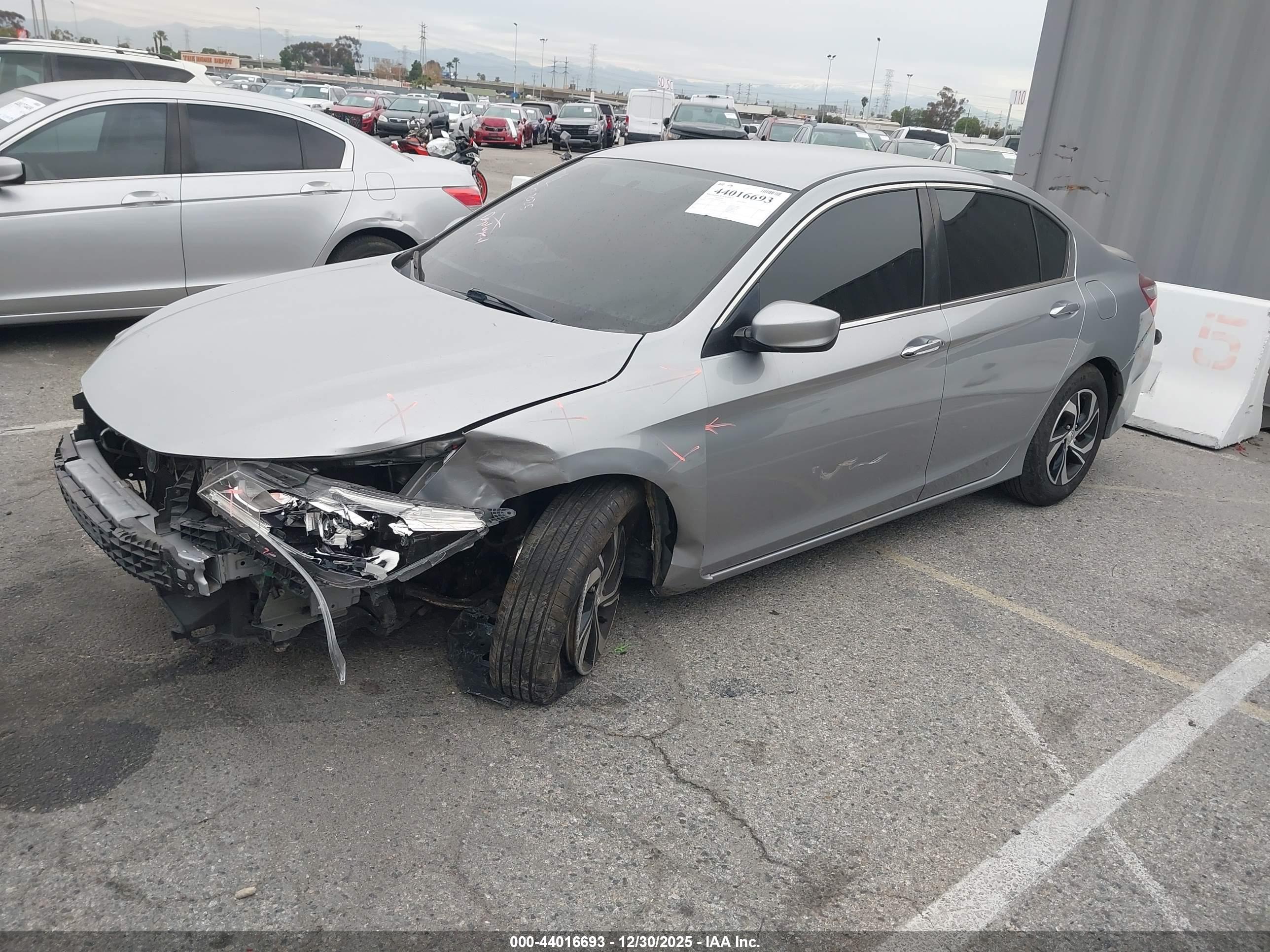HONDA ACCORD image 2