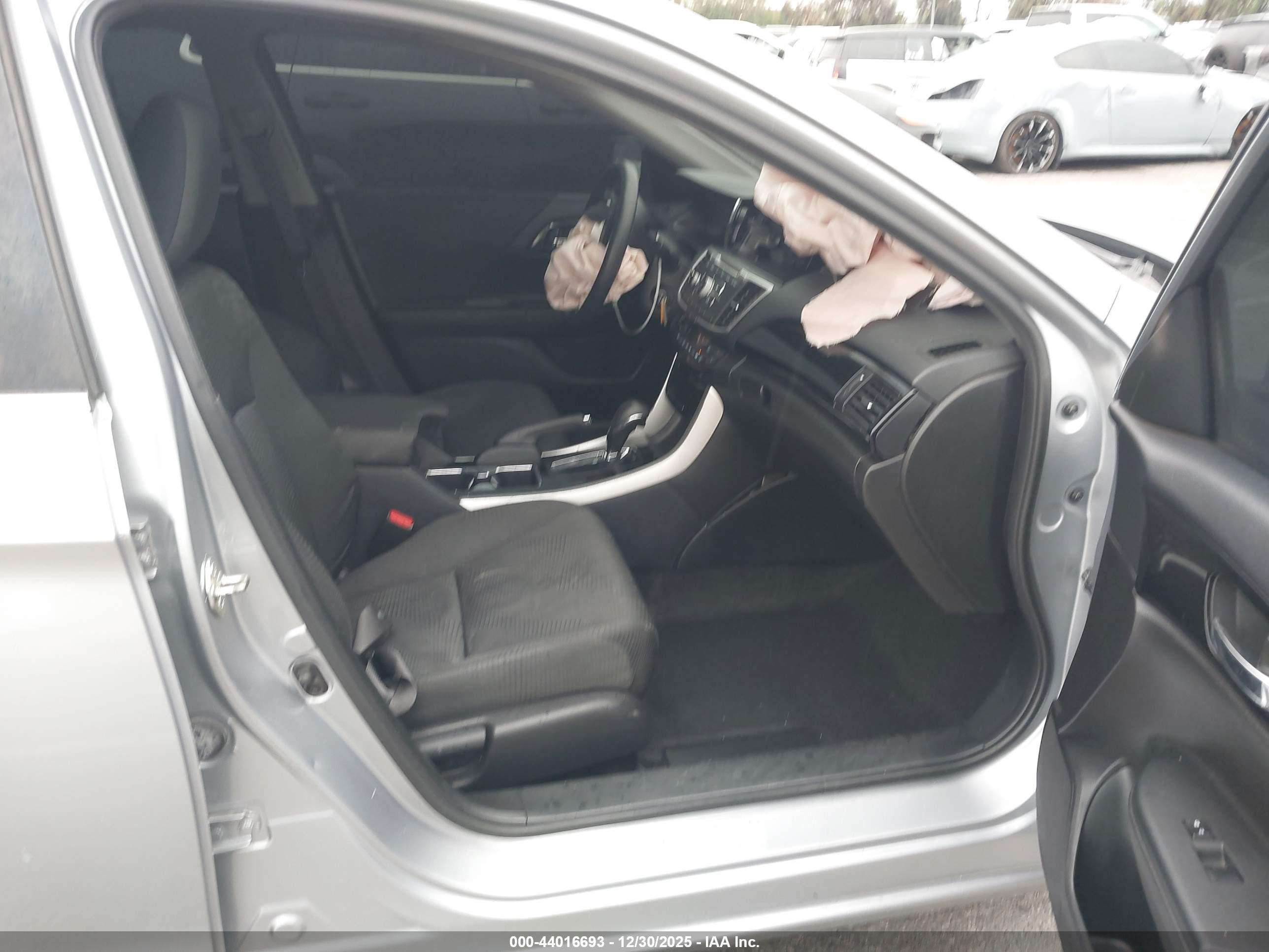 HONDA ACCORD image 5