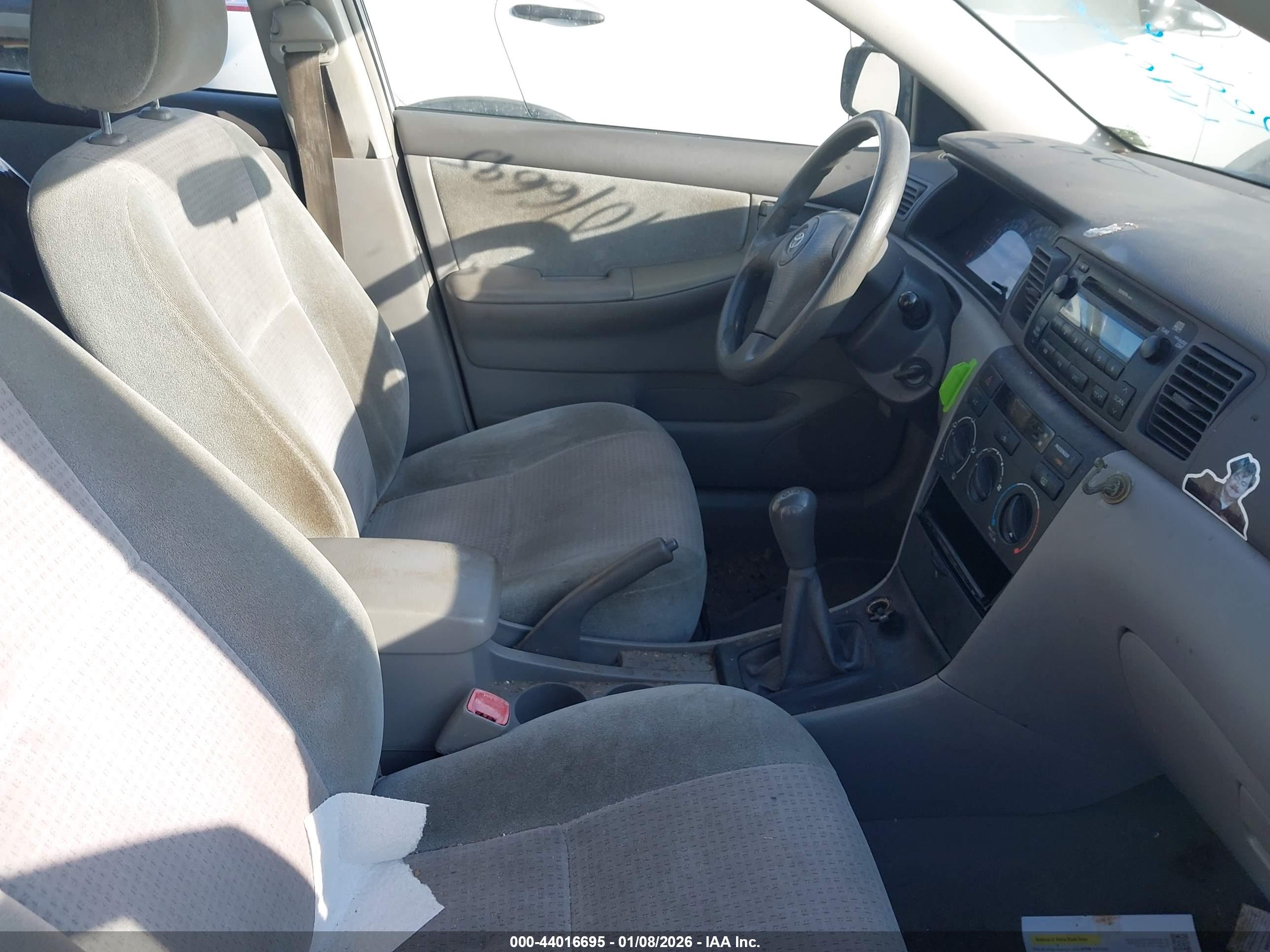 TOYOTA COROLLA image 5