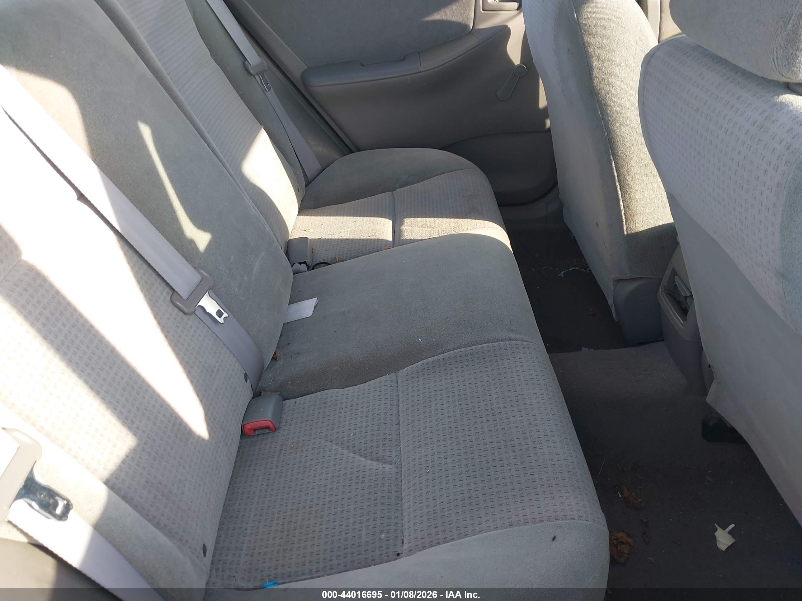 TOYOTA COROLLA image 8