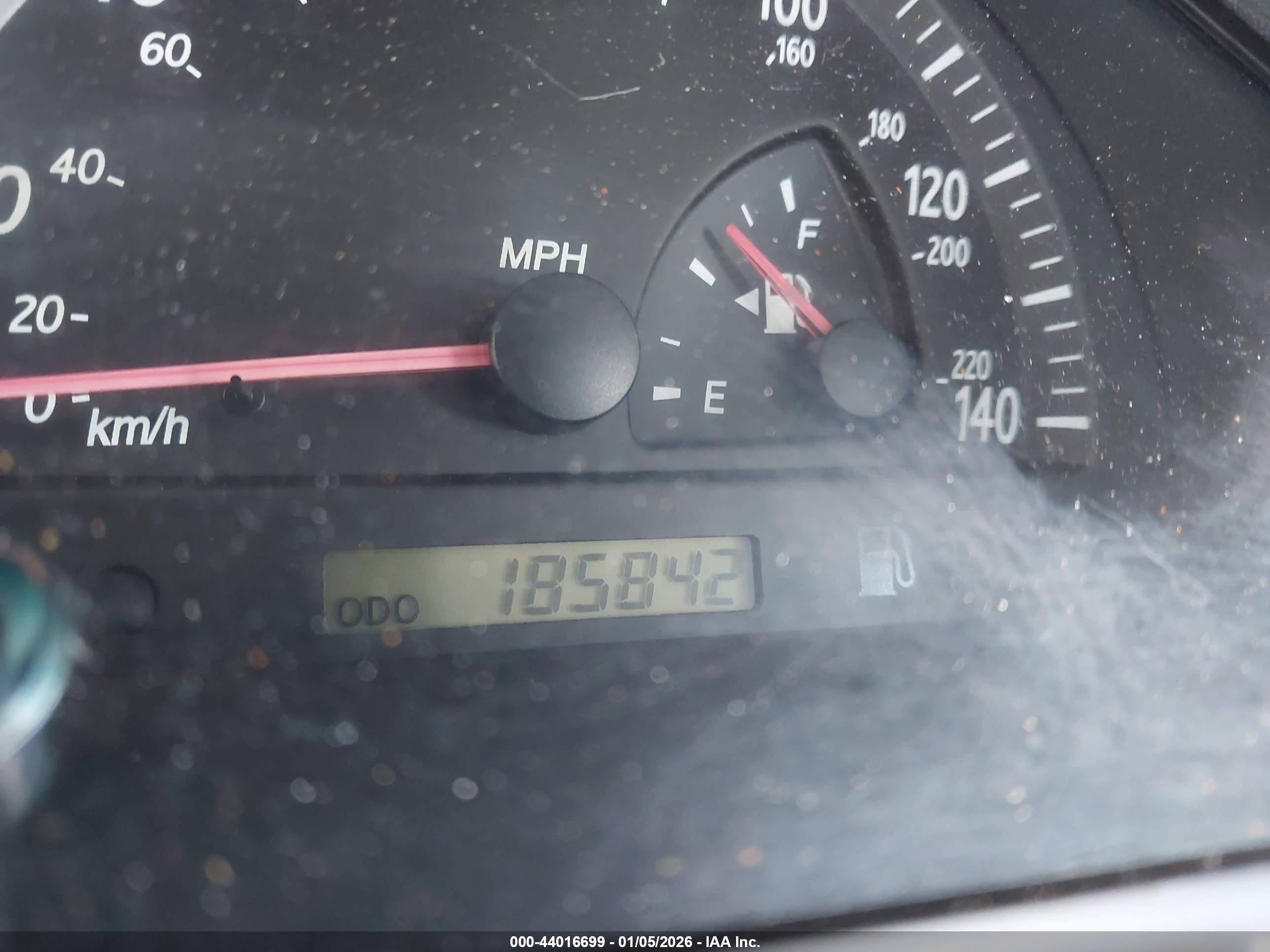 TOYOTA CAMRY image 7