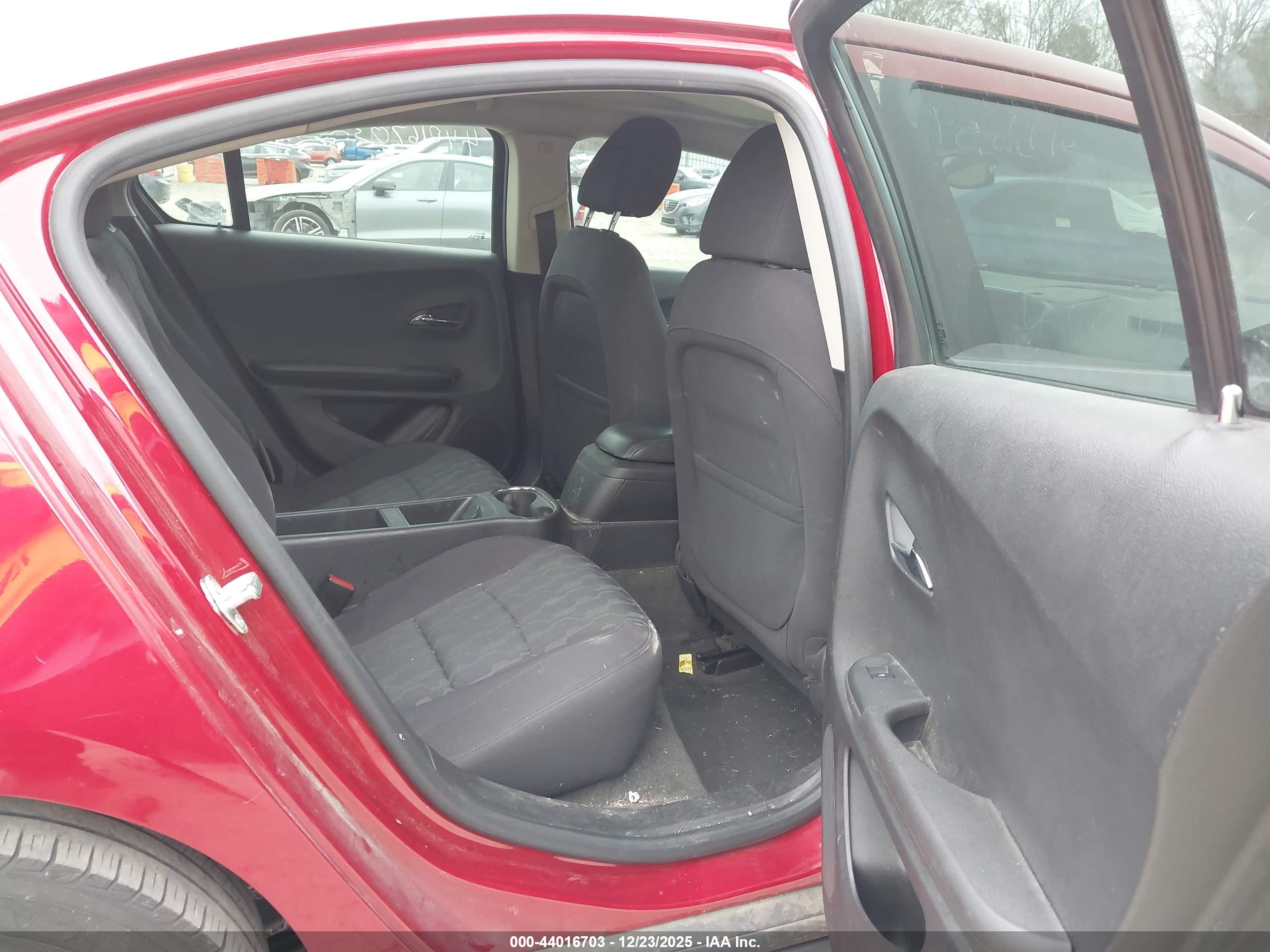 CHEVROLET VOLT image 8
