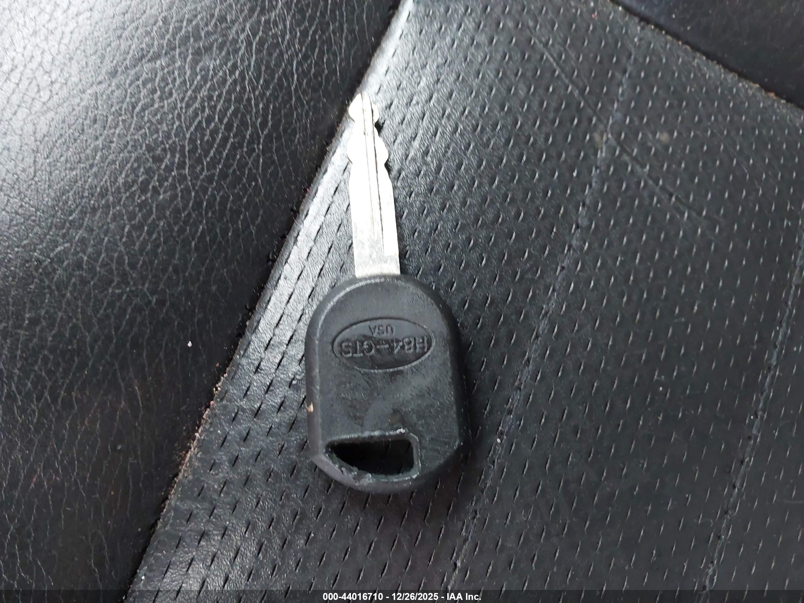 FORD MUSTANG image 11