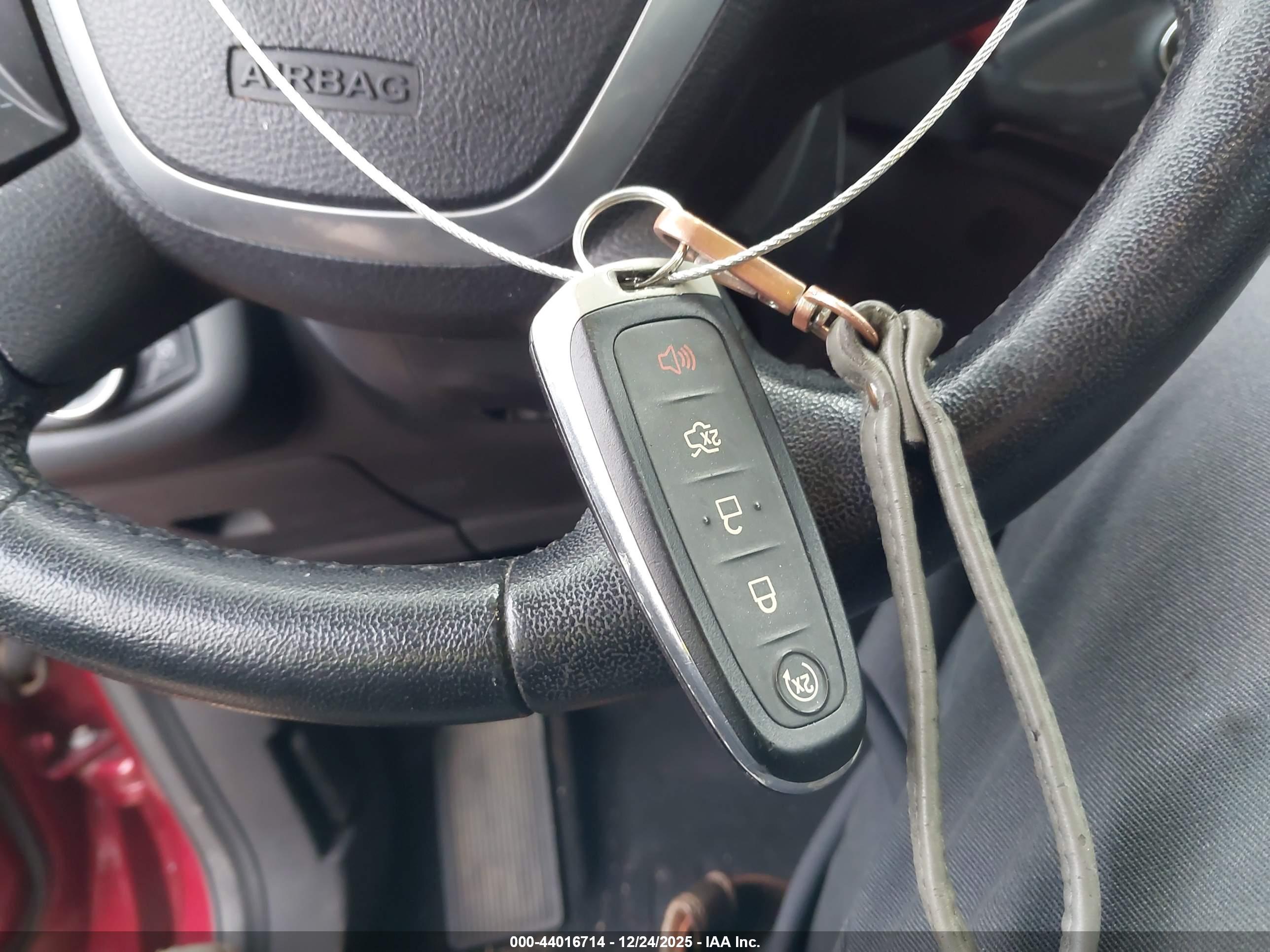 FORD ESCAPE image 11