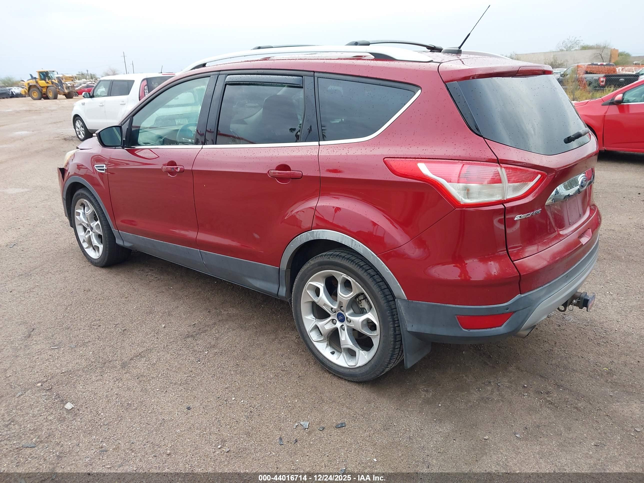 FORD ESCAPE image 3