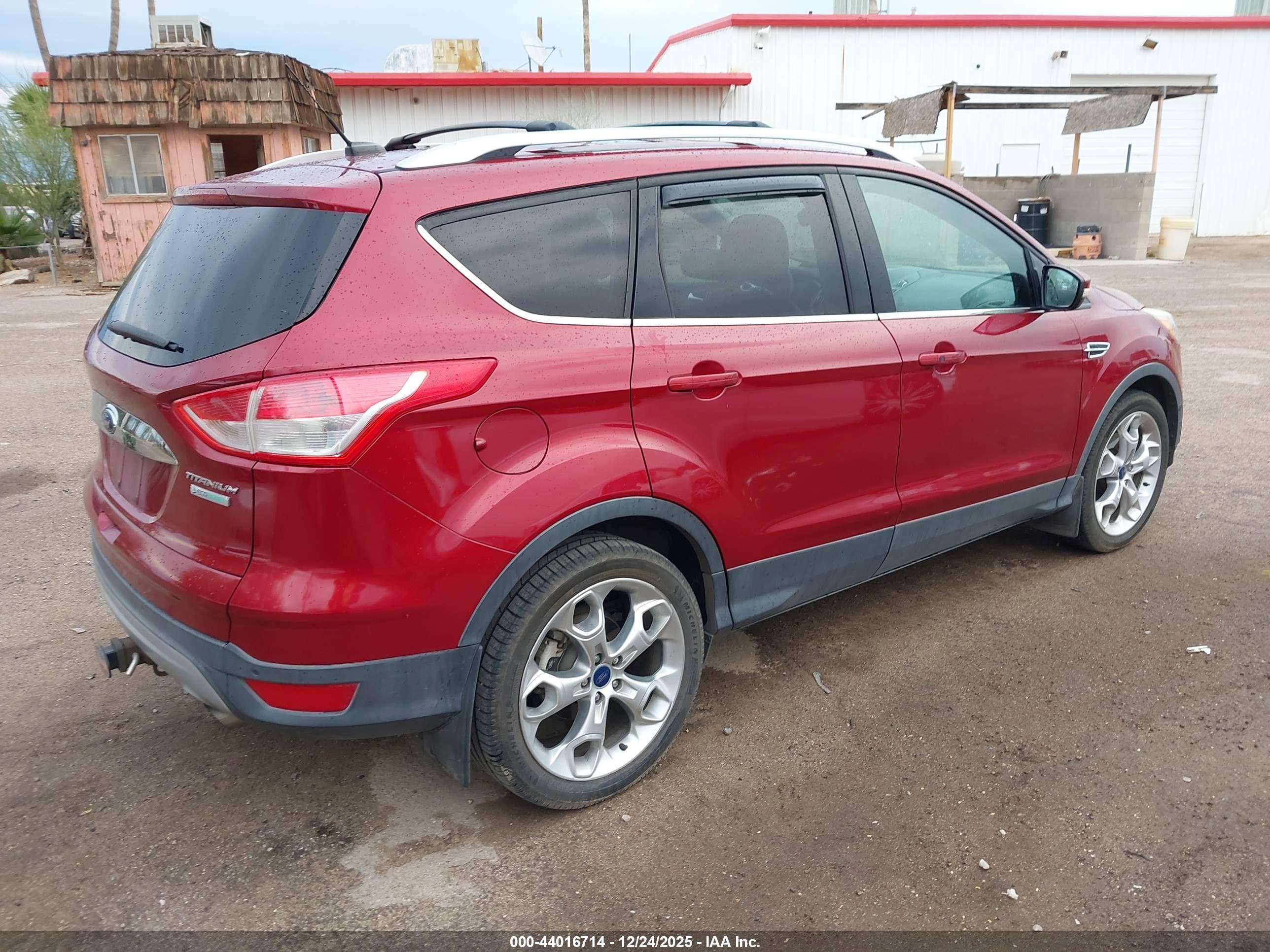 FORD ESCAPE image 4