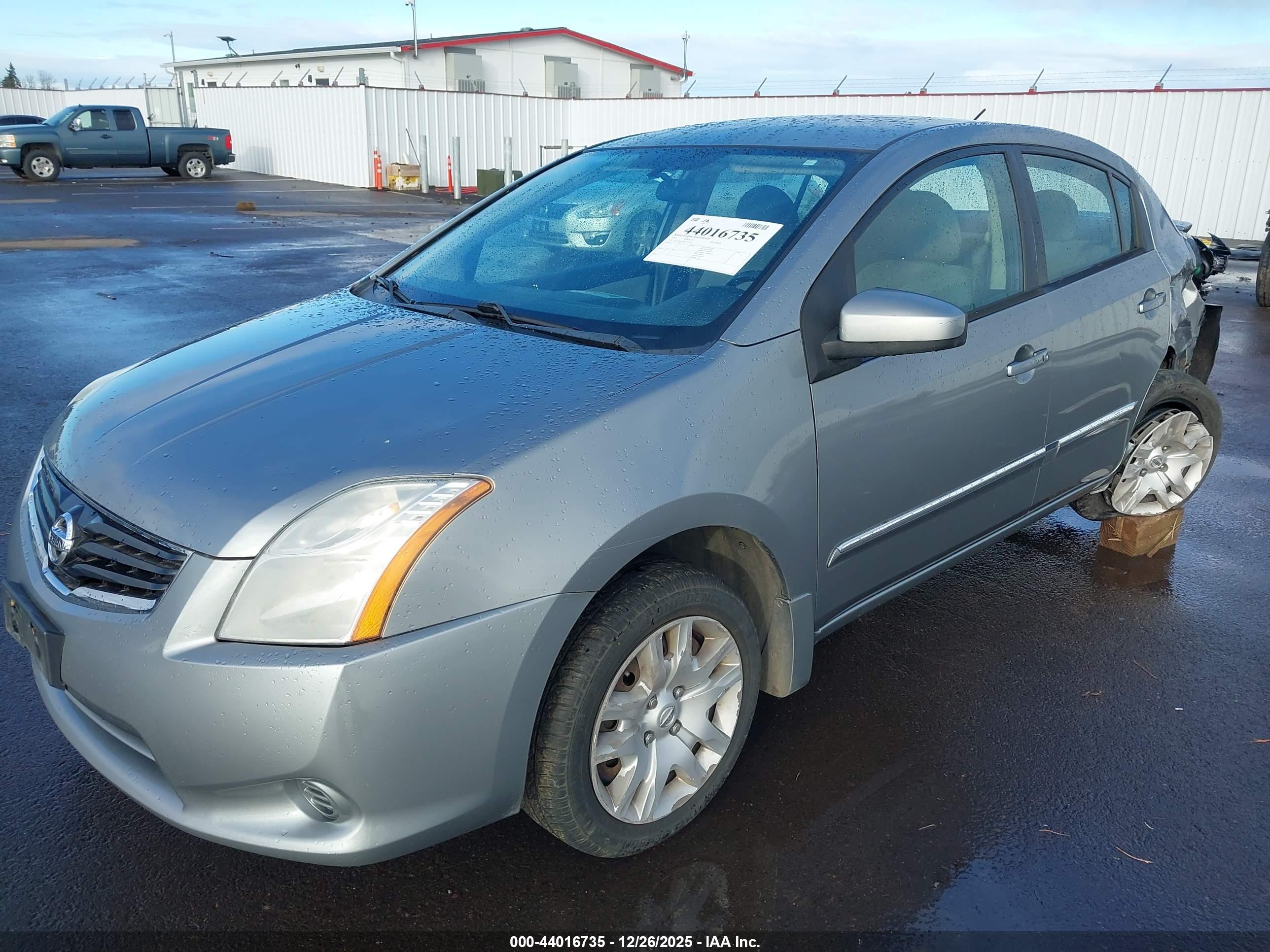 NISSAN SENTRA image 2