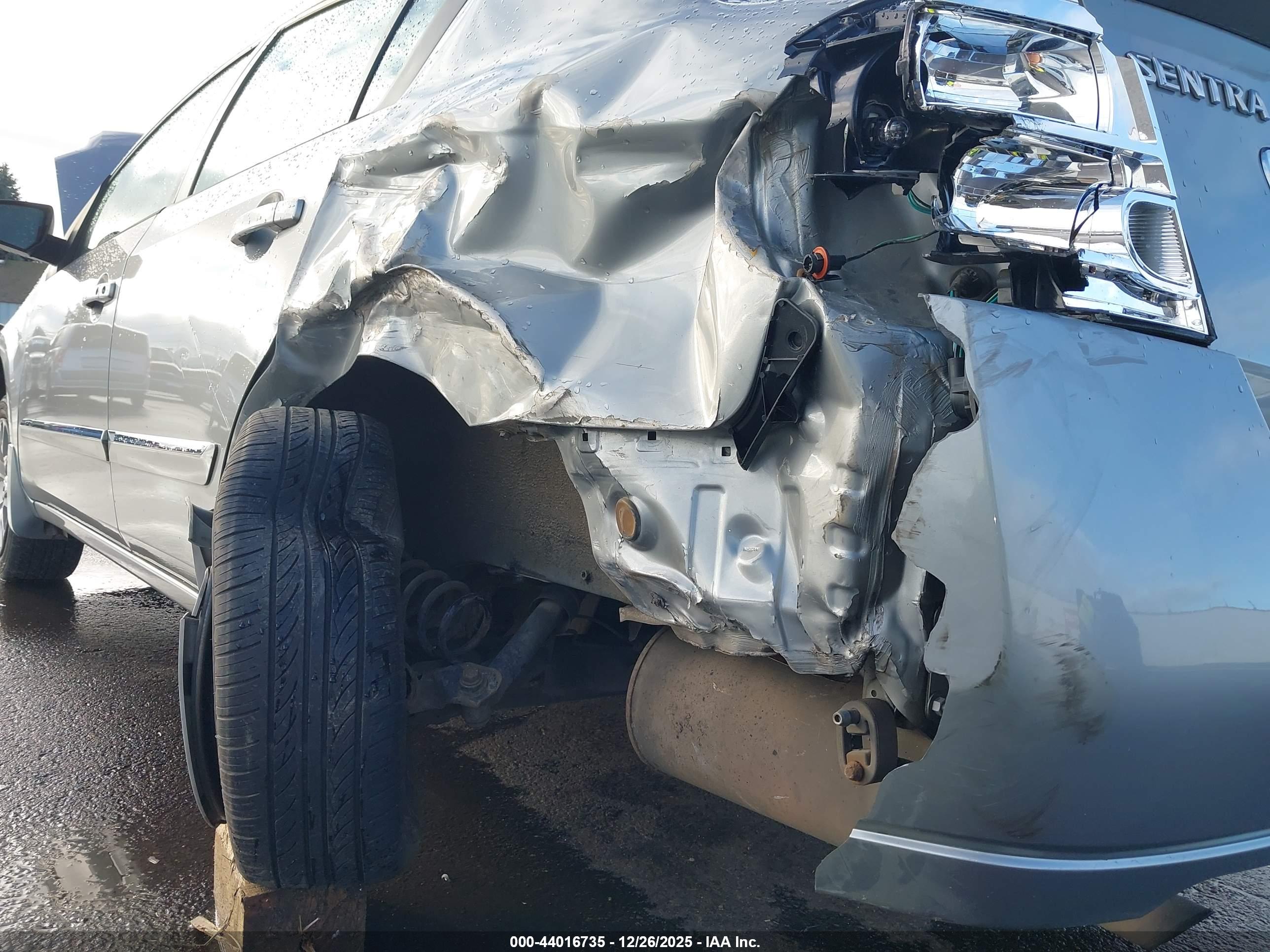 NISSAN SENTRA image 6