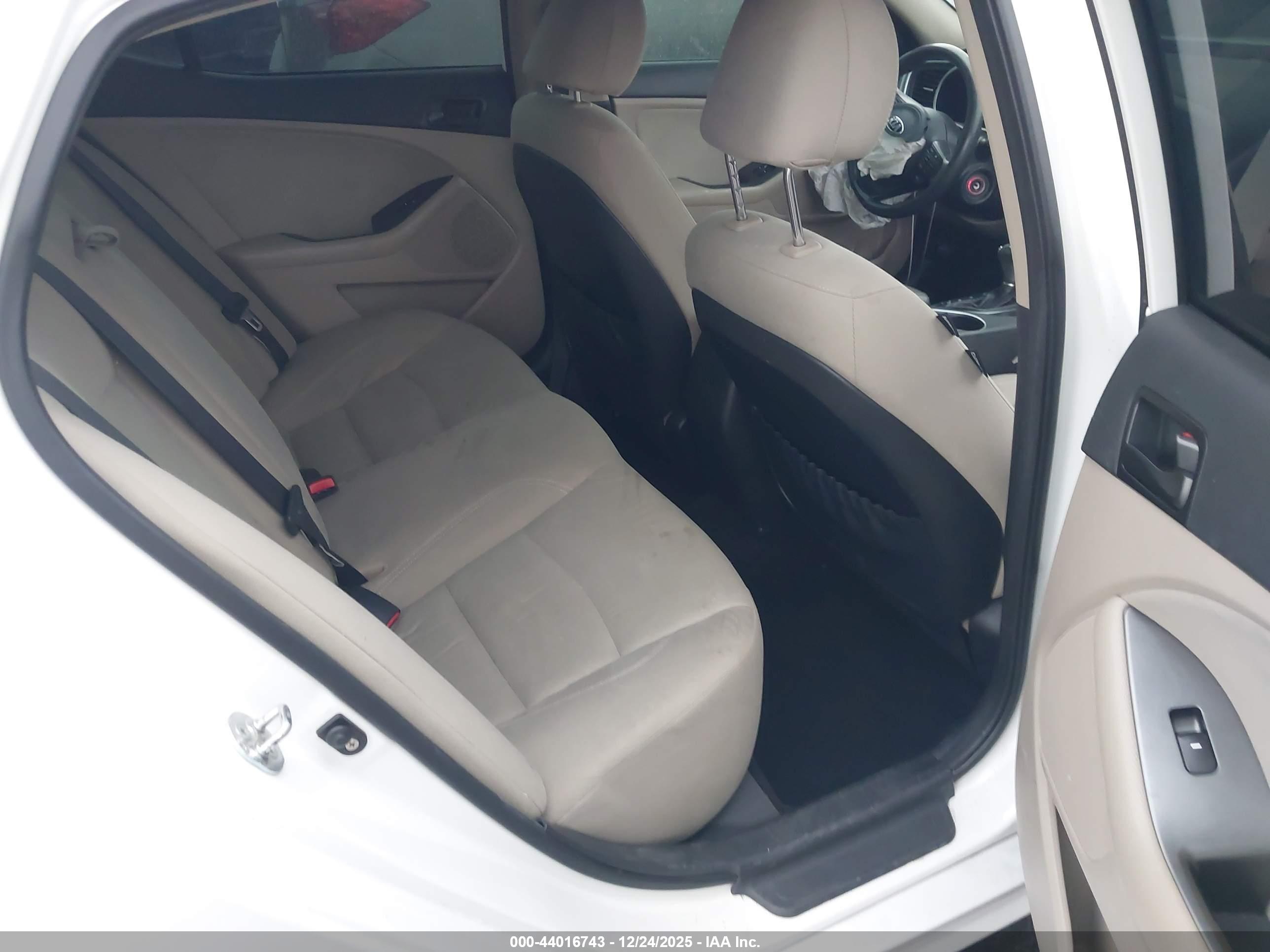 KIA OPTIMA image 8