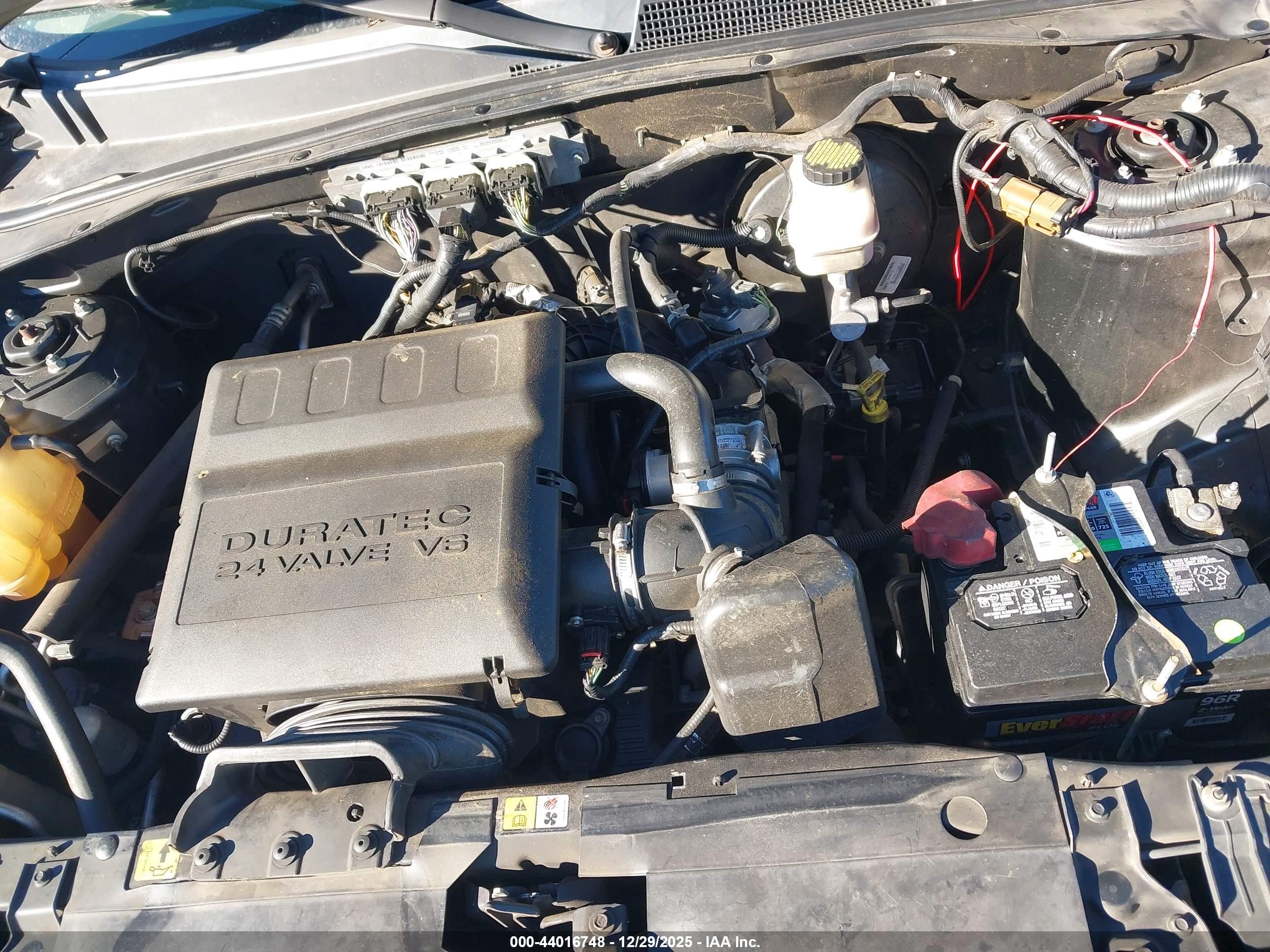 MERCURY MARINER image 10