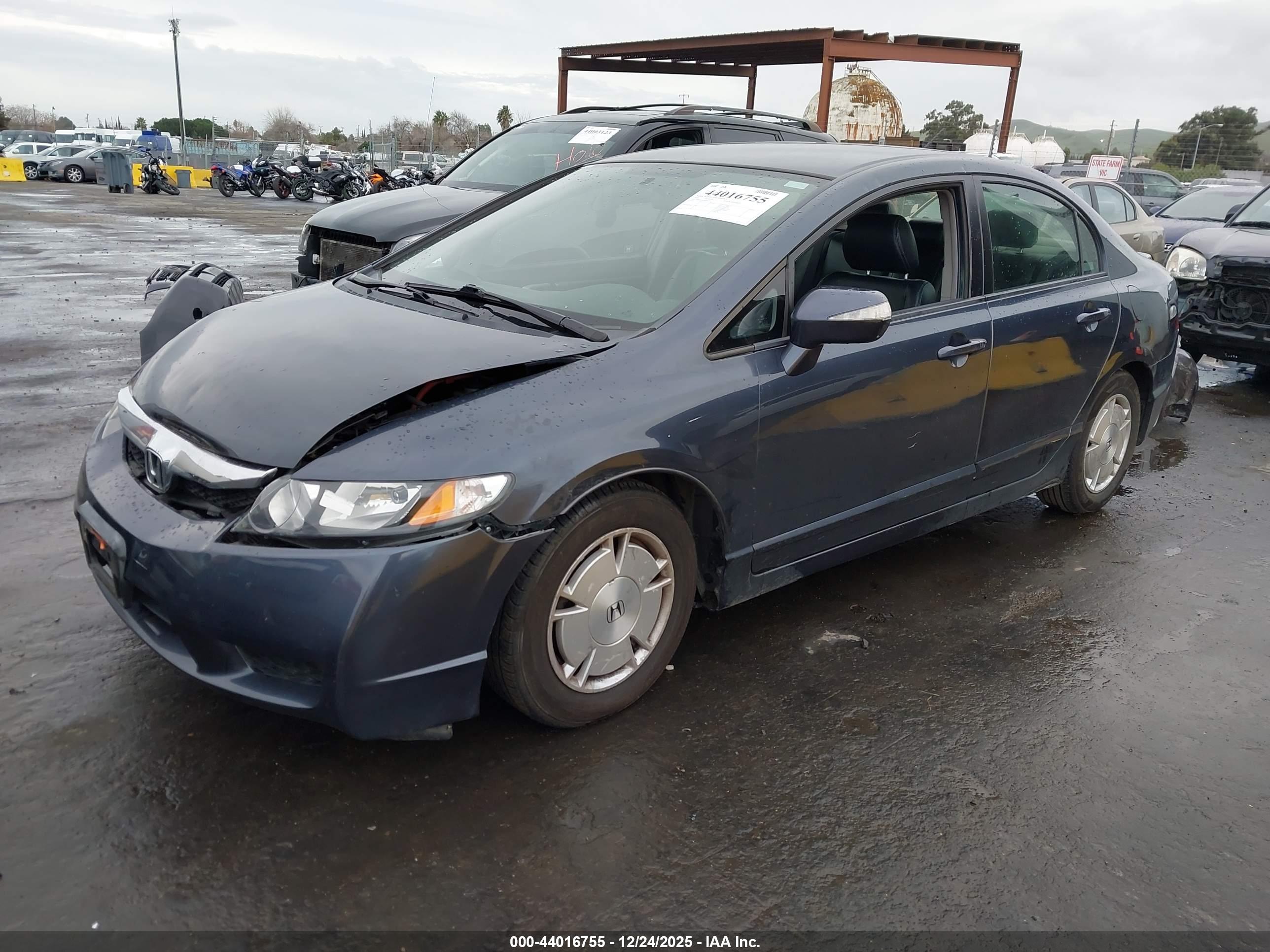 HONDA CIVIC image 2