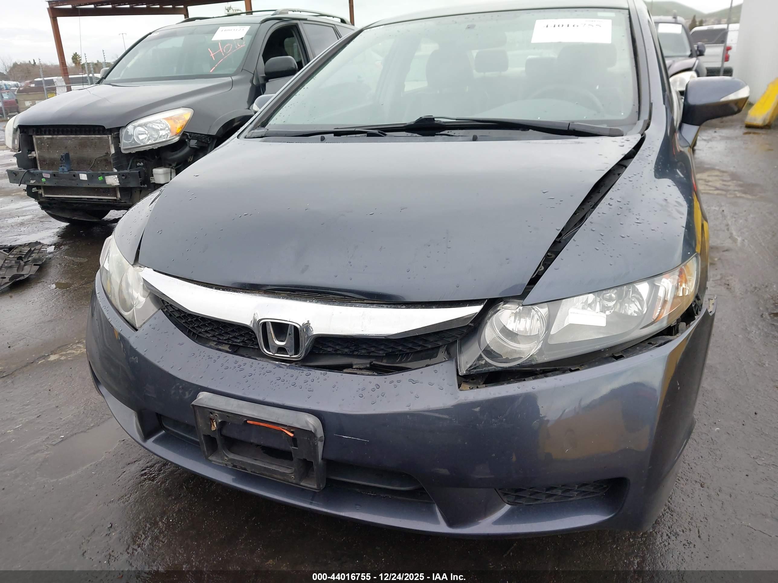 HONDA CIVIC image 6